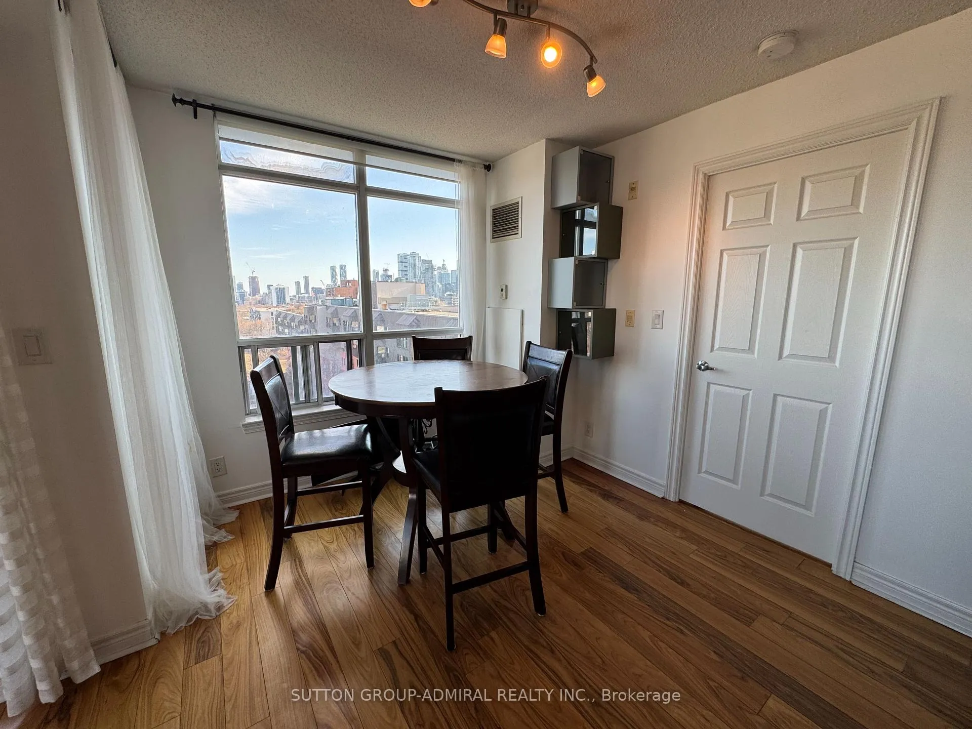 Photo 13 of Unit 914, 225 Wellesley Street E, Toronto, Cabbagetown-South St. James Town — HOMEH