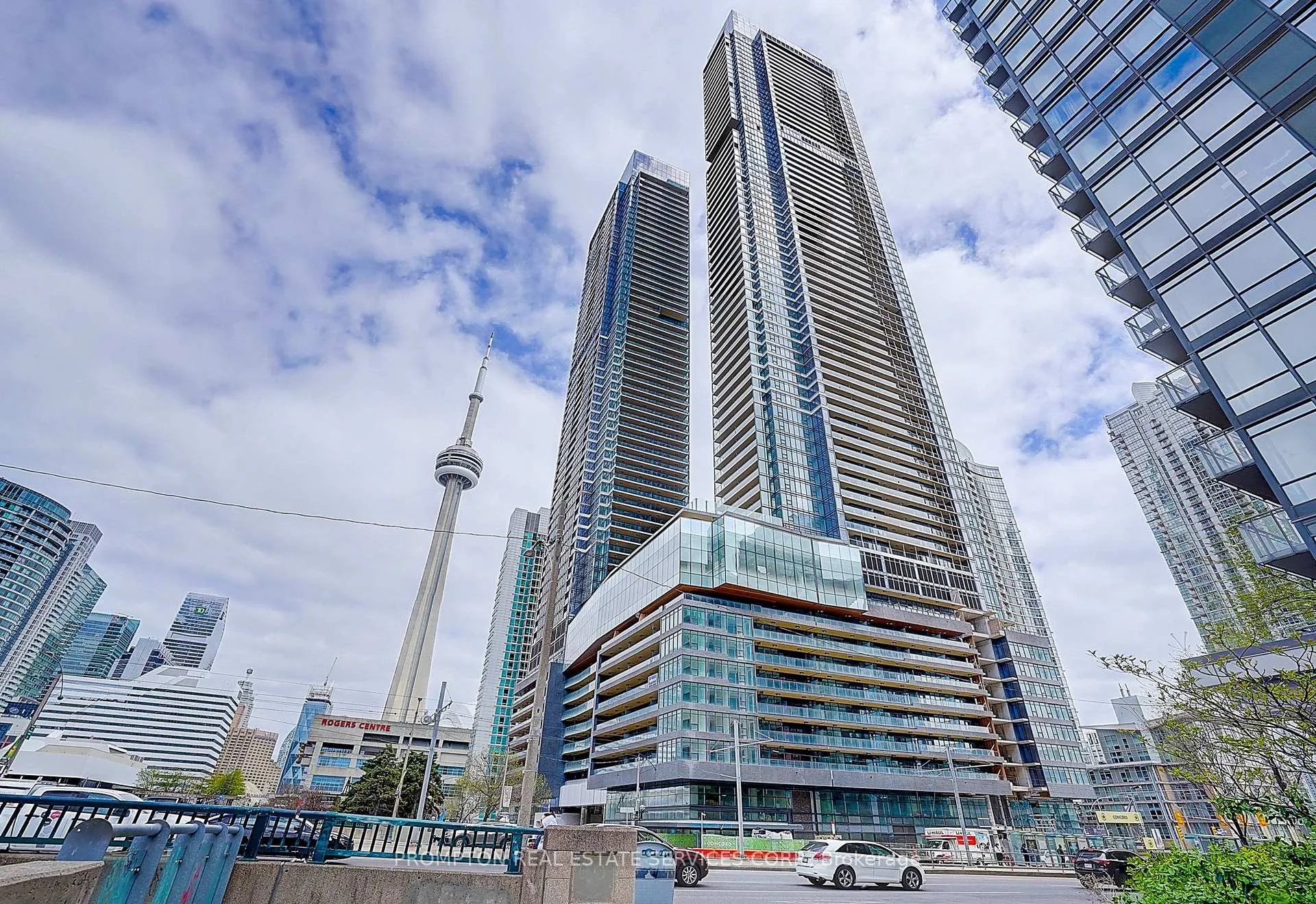 Front of Unit 2707, 3 Concord Cityplace Way