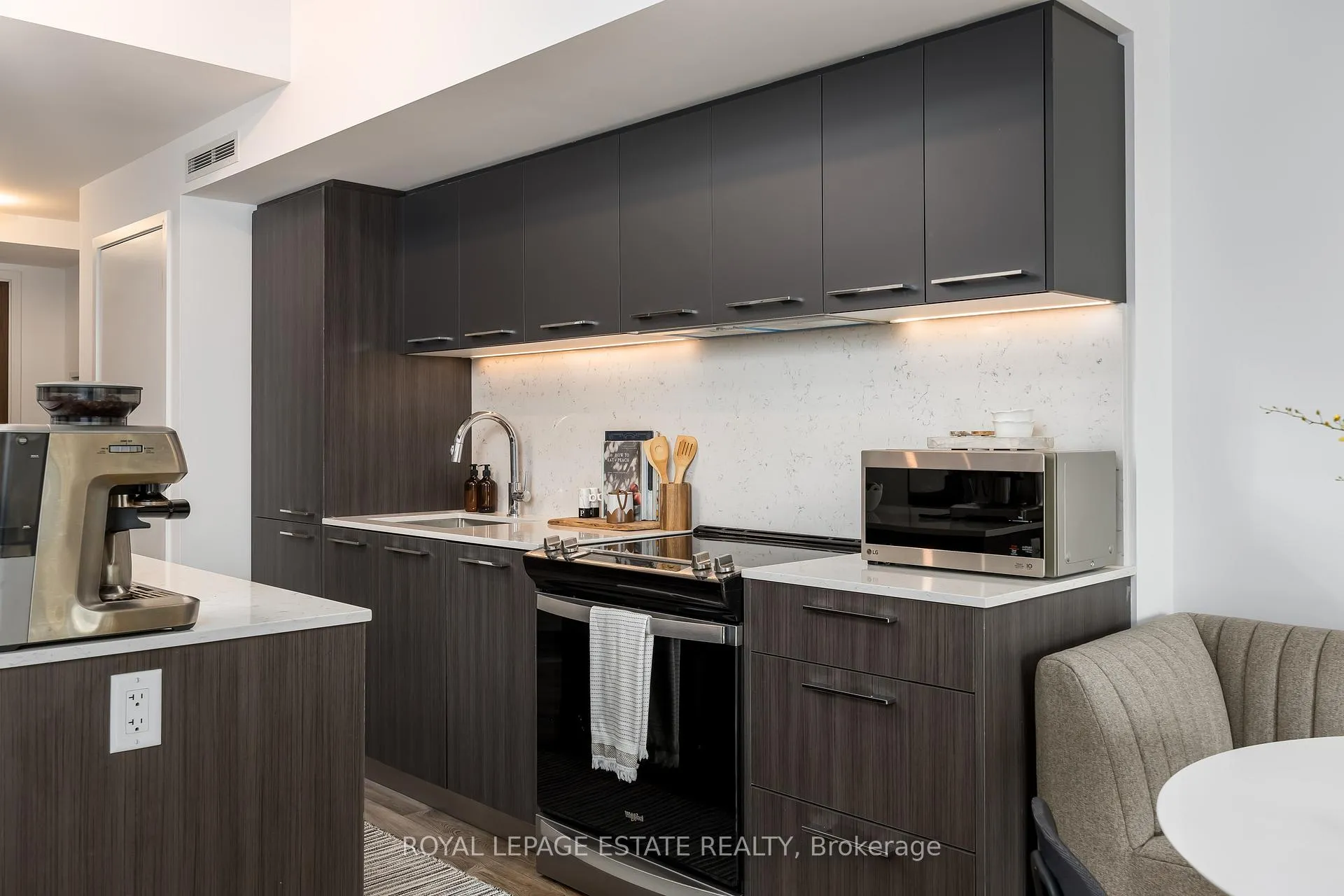 Photo 7 of Unit 408, 665 Queen Street E, Toronto, South Riverdale — HOMEH