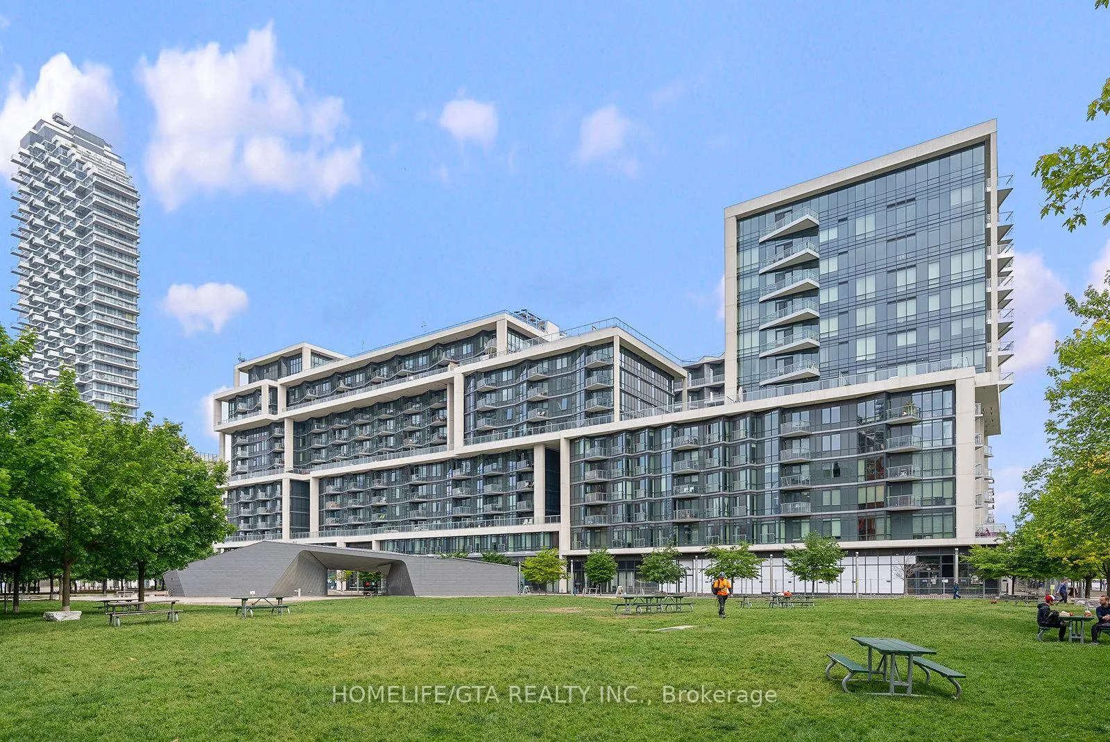 Photo 1 of Unit 801, 15 Merchants' Wharf, Toronto, Waterfront Communities — HOMEH
