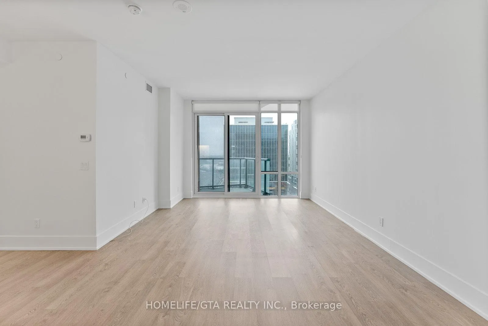 Photo 4 of Unit 801, 15 Merchants' Wharf, Toronto, Waterfront Communities — HOMEH