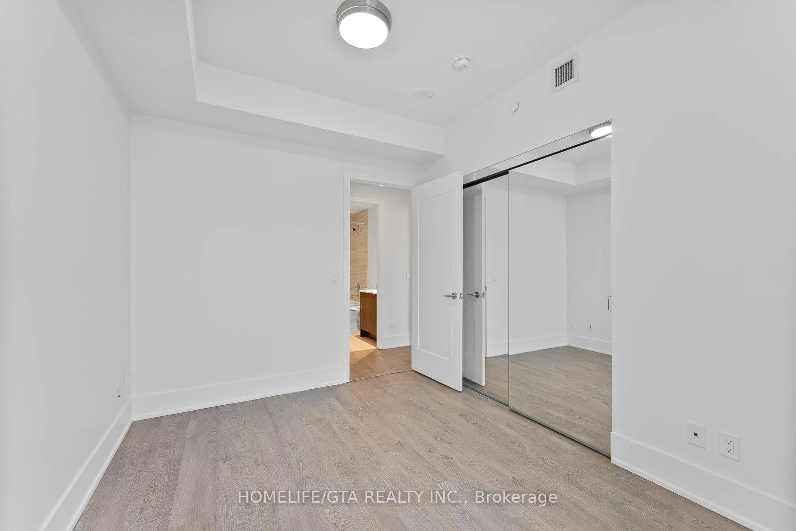 Photo 18 of Unit 801, 15 Merchants' Wharf, Toronto, Waterfront Communities — HOMEH