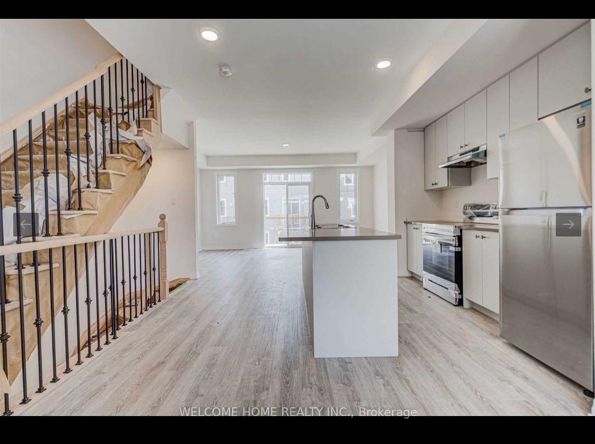 Photo 9 of 5 Ambereen Place, Clarington, Bowmanville — HOMEH