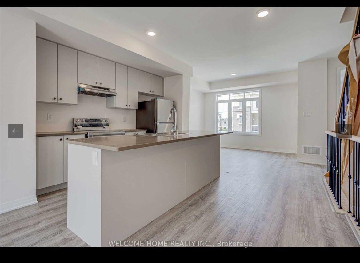 Photo 10 of 5 Ambereen Place, Clarington, Bowmanville — HOMEH