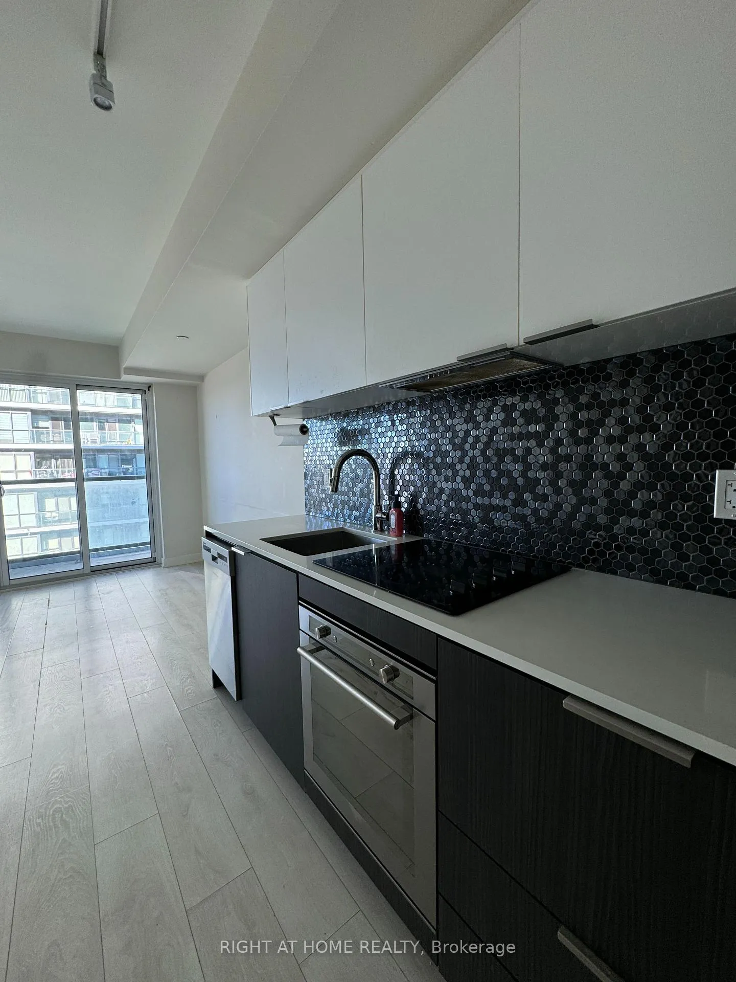 Photo 3 of Unit 2303, 2 Sonic Way, Toronto, Flemingdon Park — HOMEH