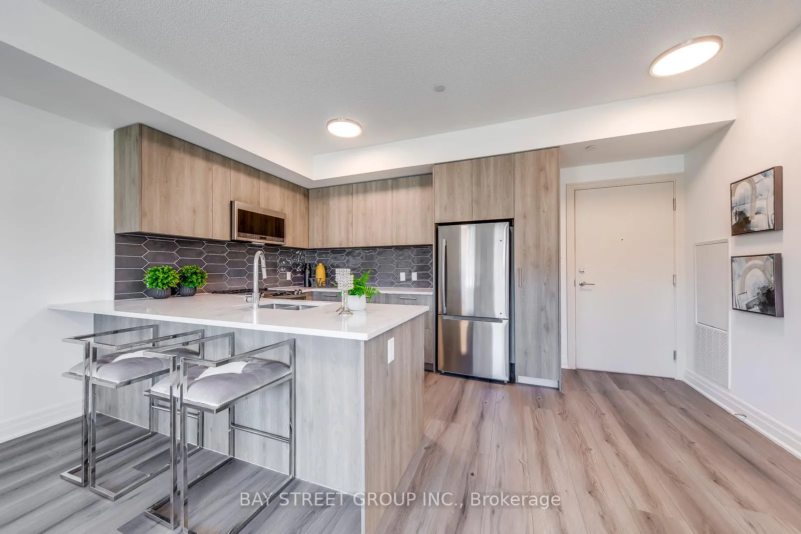 Photo 12 of Unit 327, 101 Cathedral High Street, Markham, Cathedraltown — HOMEH
