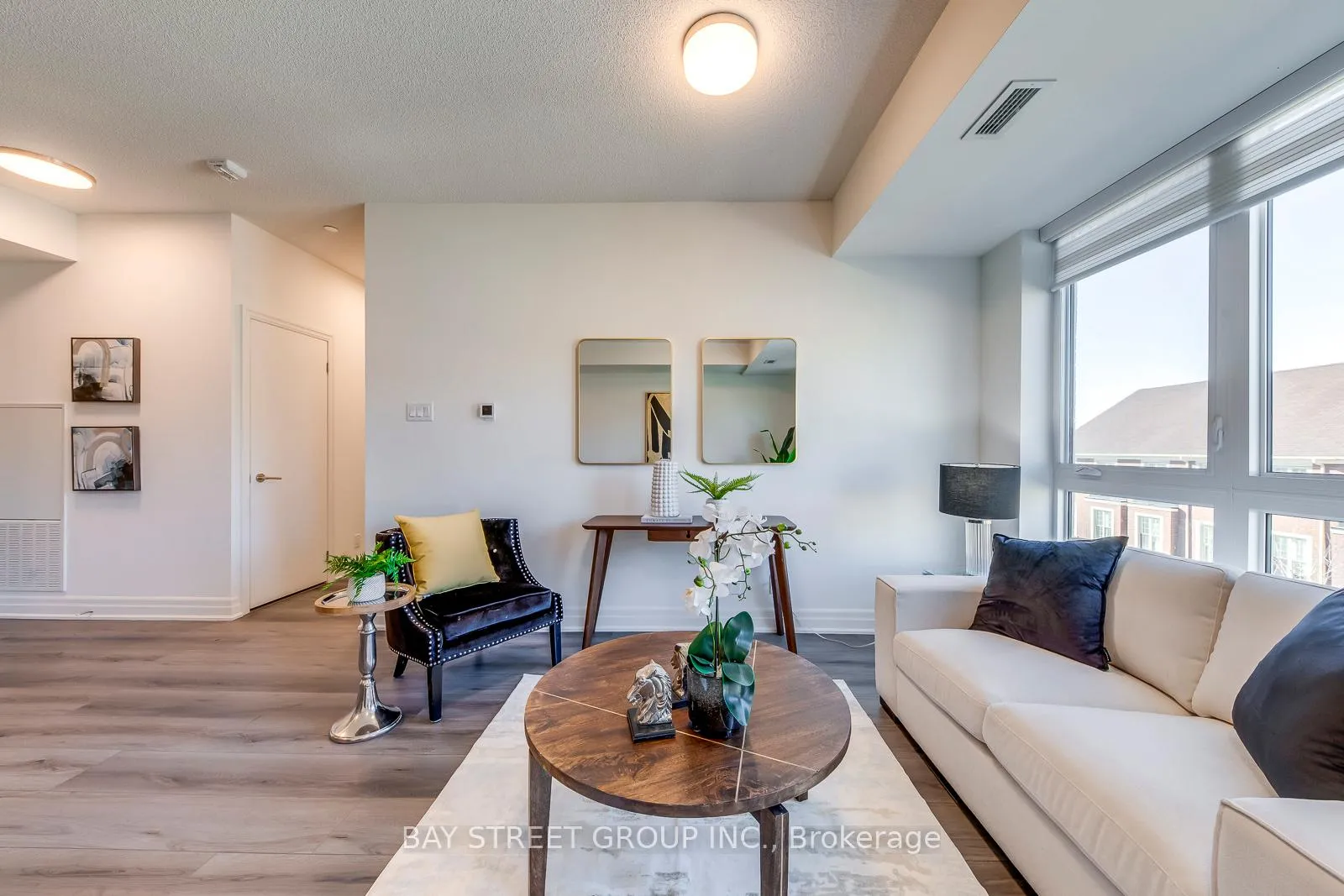 Photo 18 of Unit 327, 101 Cathedral High Street, Markham, Cathedraltown — HOMEH