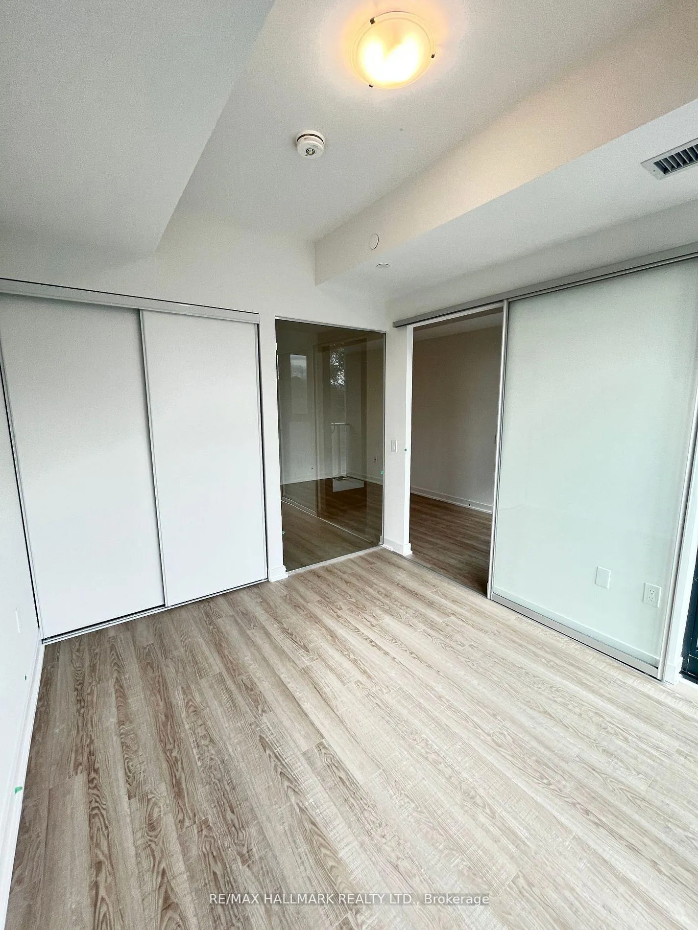 Photo 9 of Unit 318, 250 Lawrence Avenue, Toronto, Lawrence Park North — HOMEH