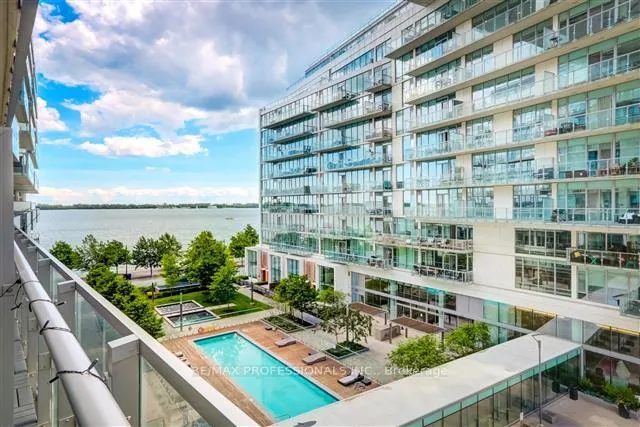 Photo 2 of Unit 527, 29 Queens Quay E, Toronto, Waterfront Communities — HOMEH