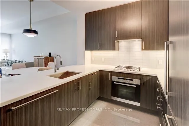 Photo 5 of Unit 527, 29 Queens Quay E, Toronto, Waterfront Communities — HOMEH