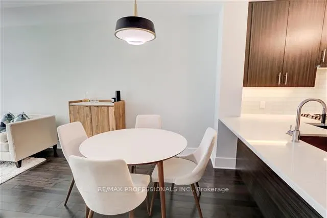 Photo 7 of Unit 527, 29 Queens Quay E, Toronto, Waterfront Communities — HOMEH