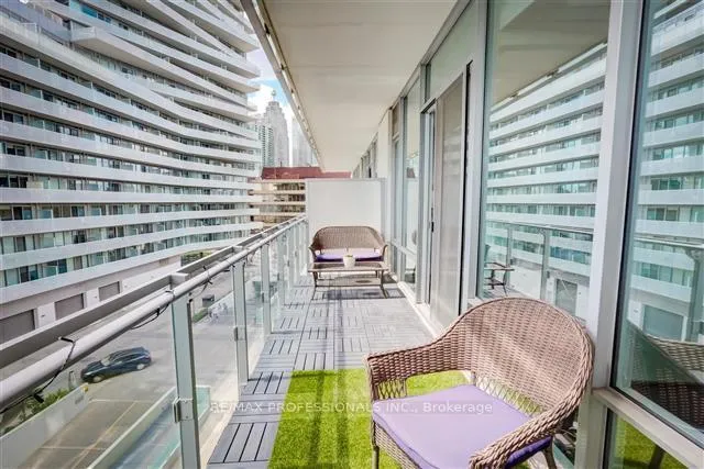 Photo 20 of Unit 527, 29 Queens Quay E, Toronto, Waterfront Communities — HOMEH