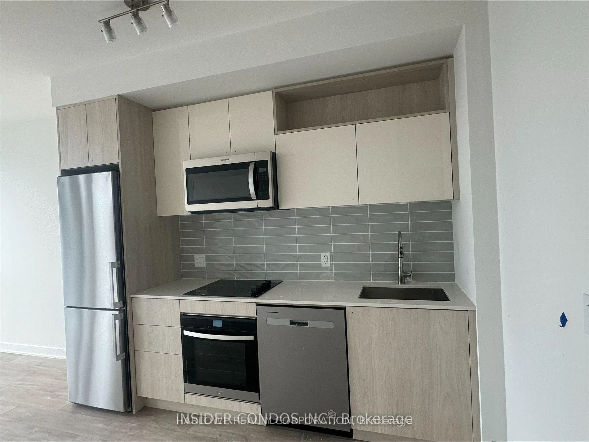 Photo 3 of Unit 1908, 70 Princess Street, Toronto, Waterfront Communities — HOMEH