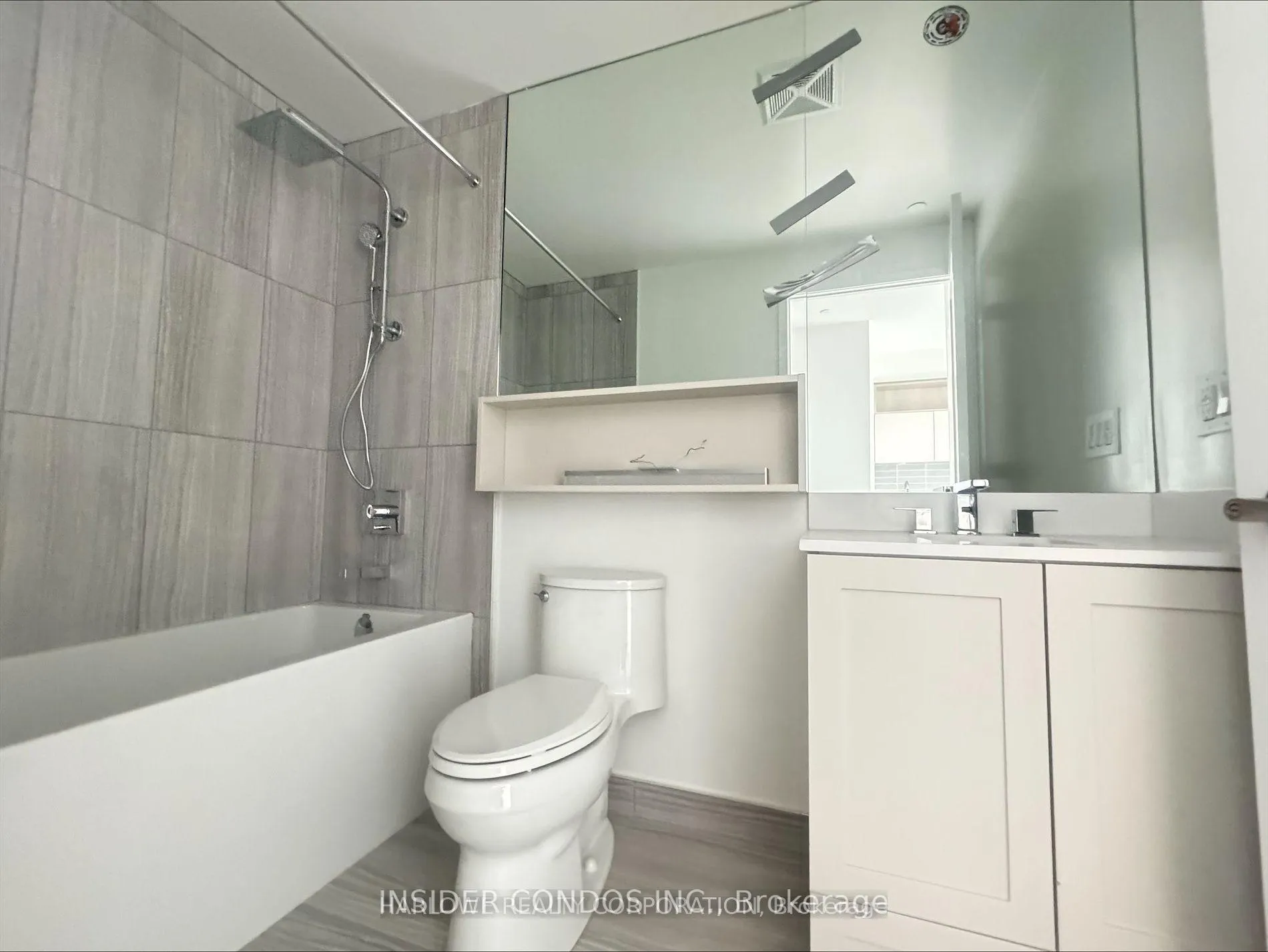 Photo 7 of Unit 1908, 70 Princess Street, Toronto, Waterfront Communities — HOMEH