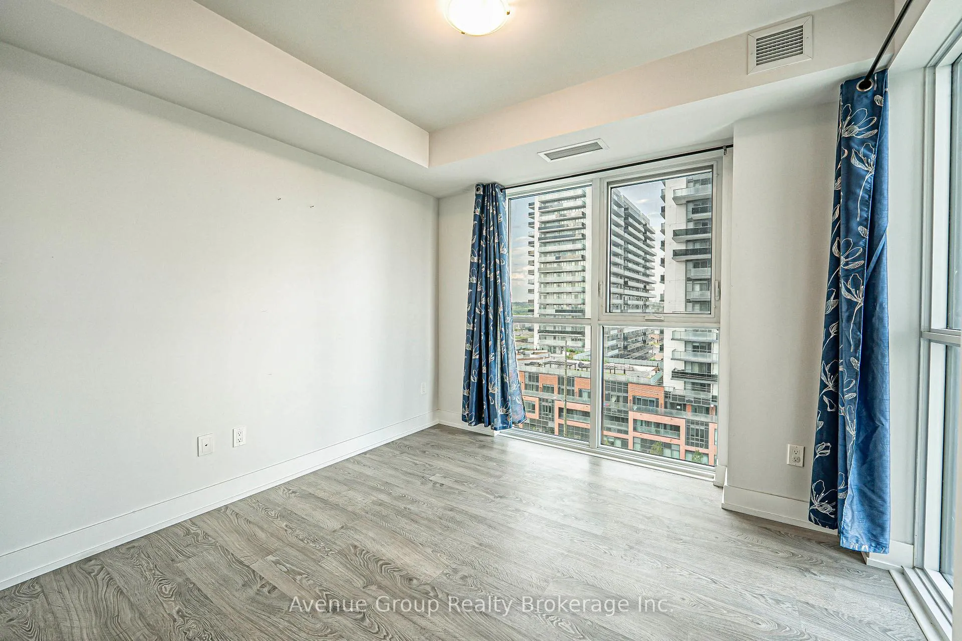 Photo 19 of Unit 816, 2550 Simcoe Street, Oshawa, Windfields — HOMEH