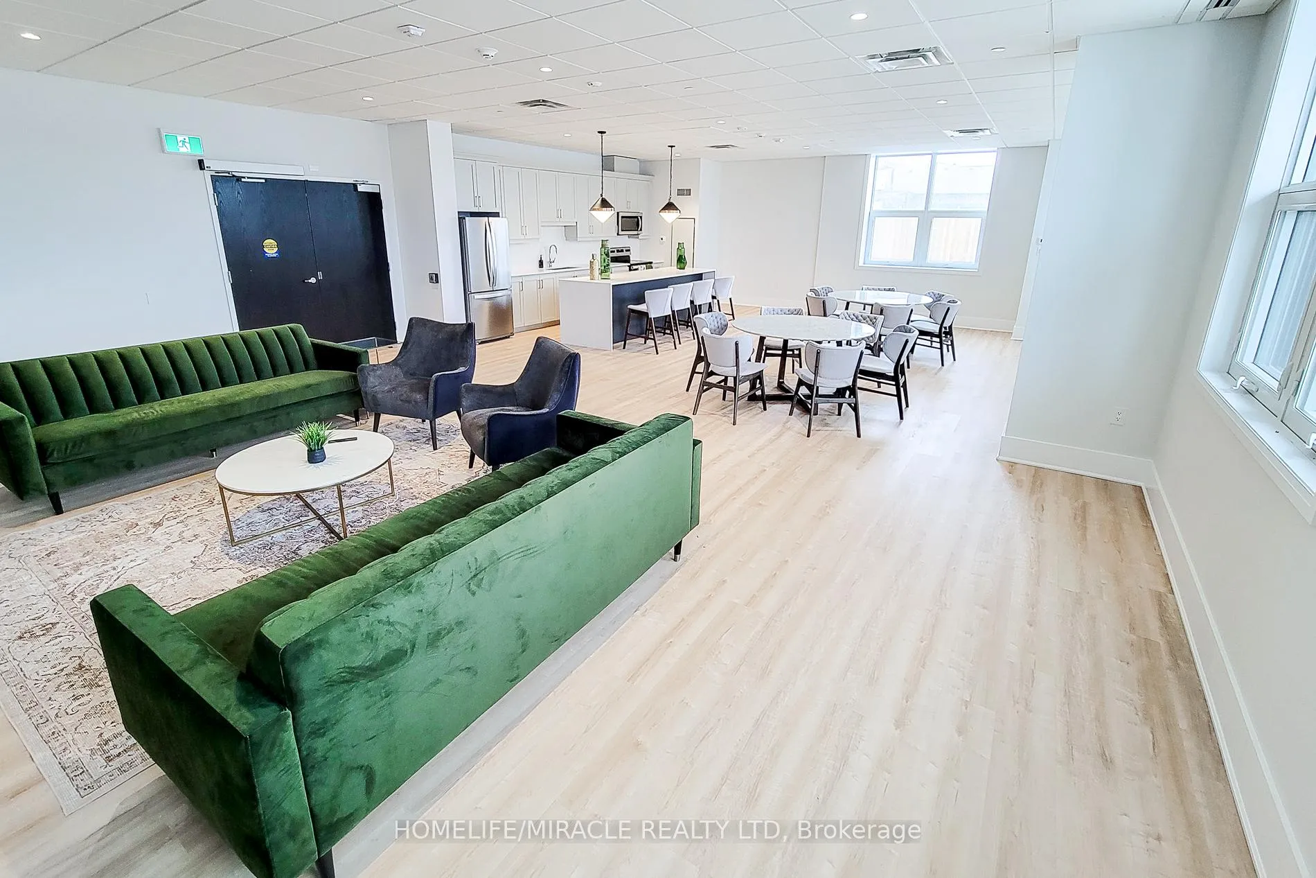 Photo 11 of Unit 508, 1936 Rymal Road E, Hamilton, Stoney Creek — HOMEH