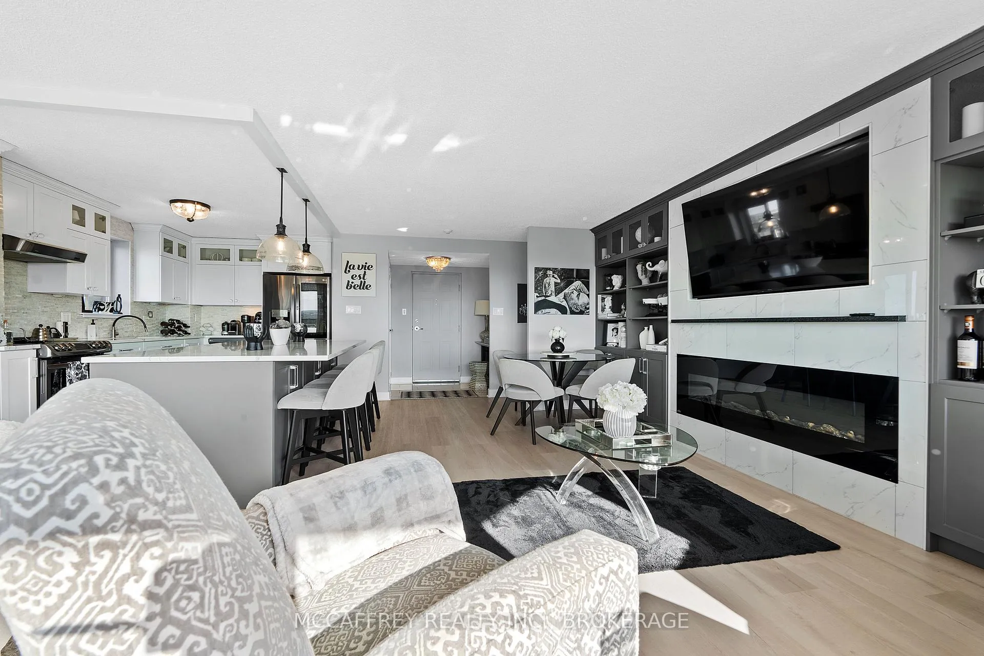Photo 7 of Unit 1105, 257 Bath Road, Kingston, West of Sir John A. Blvd — HOMEH