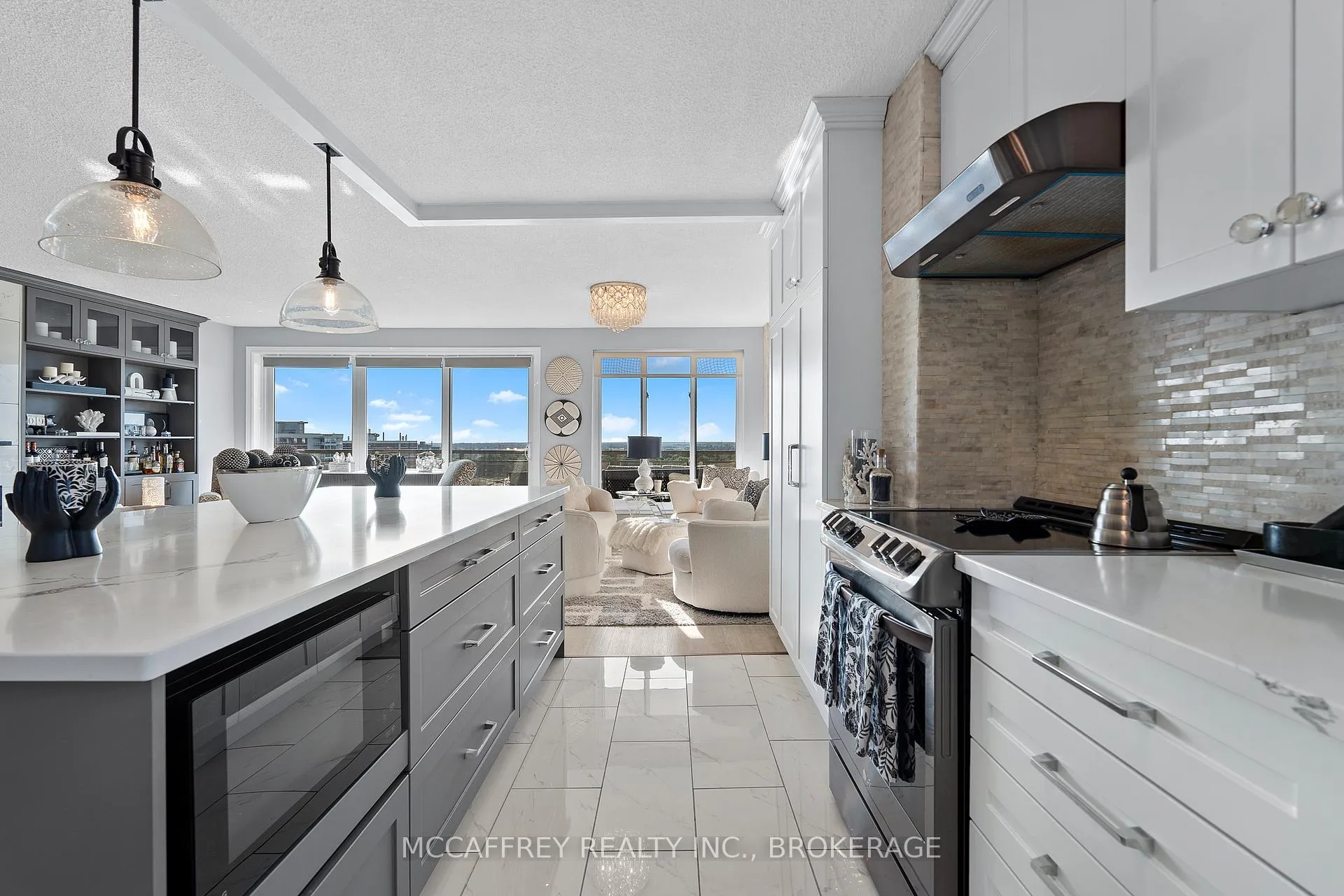 Photo 15 of Unit 1105, 257 Bath Road, Kingston, West of Sir John A. Blvd — HOMEH