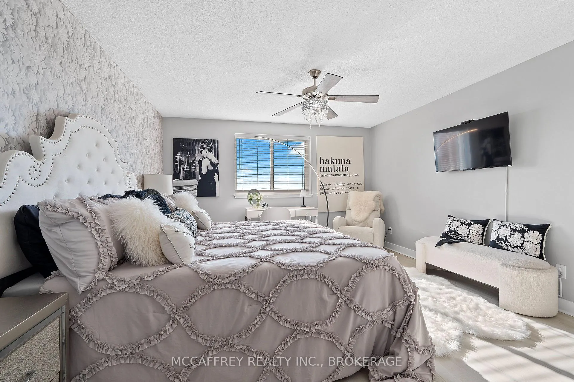 Photo 20 of Unit 1105, 257 Bath Road, Kingston, West of Sir John A. Blvd — HOMEH