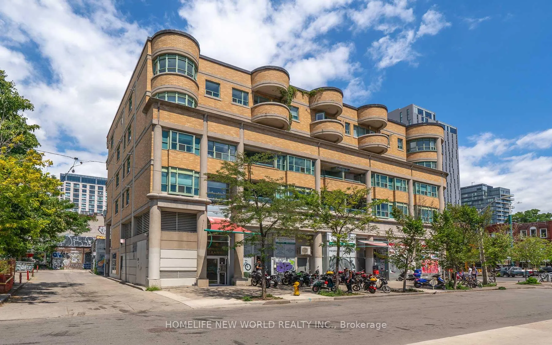 Front of Unit 201, 8 Oxford Street