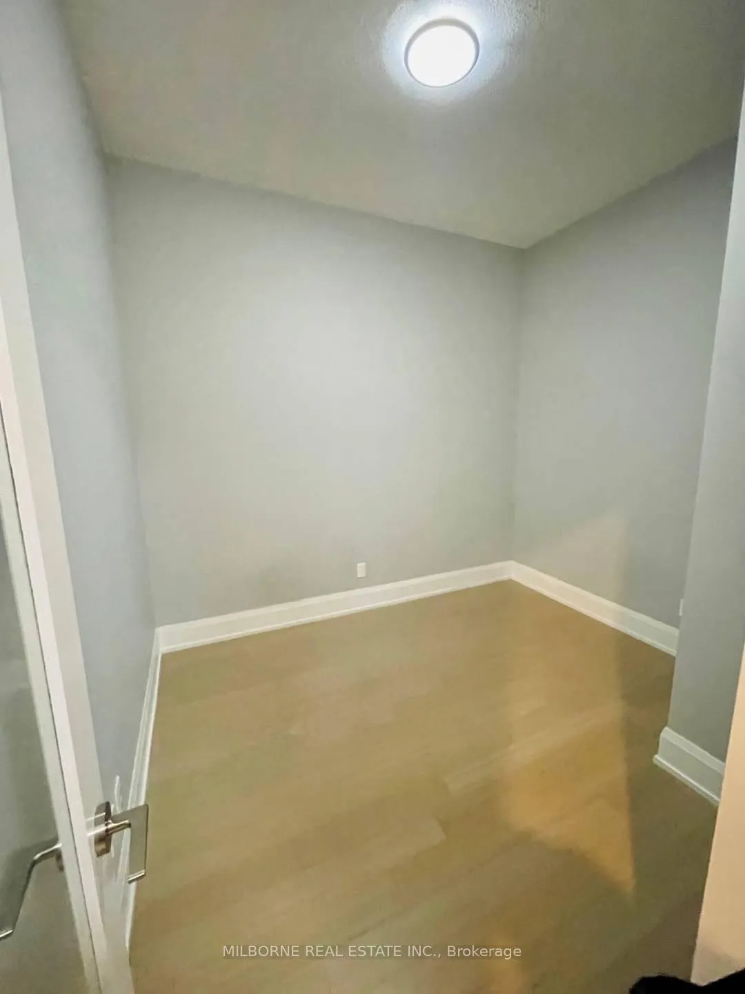 Photo 8 of Unit 107, 25 Water Walk Drive, Markham, Unionville — HOMEH