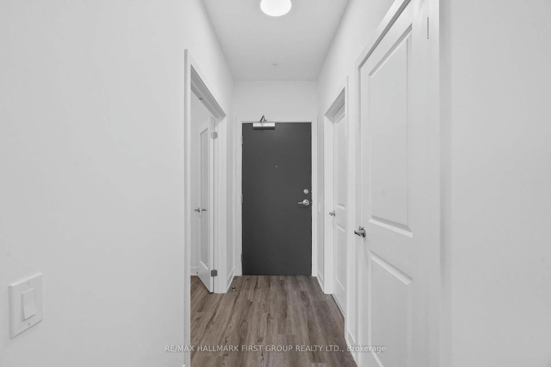 Photo 3 of Unit 107, 385 Arctic Red Drive, Oshawa, Windfields — HOMEH