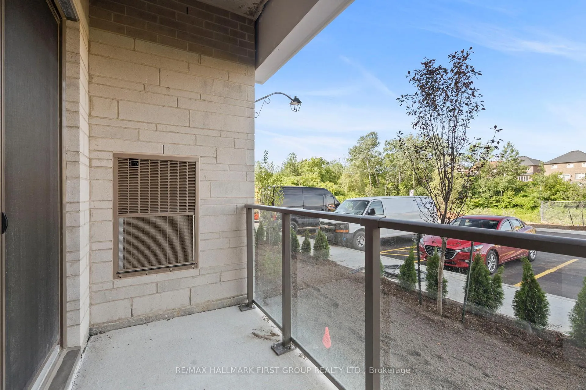 Photo 23 of Unit 107, 385 Arctic Red Drive, Oshawa, Windfields — HOMEH