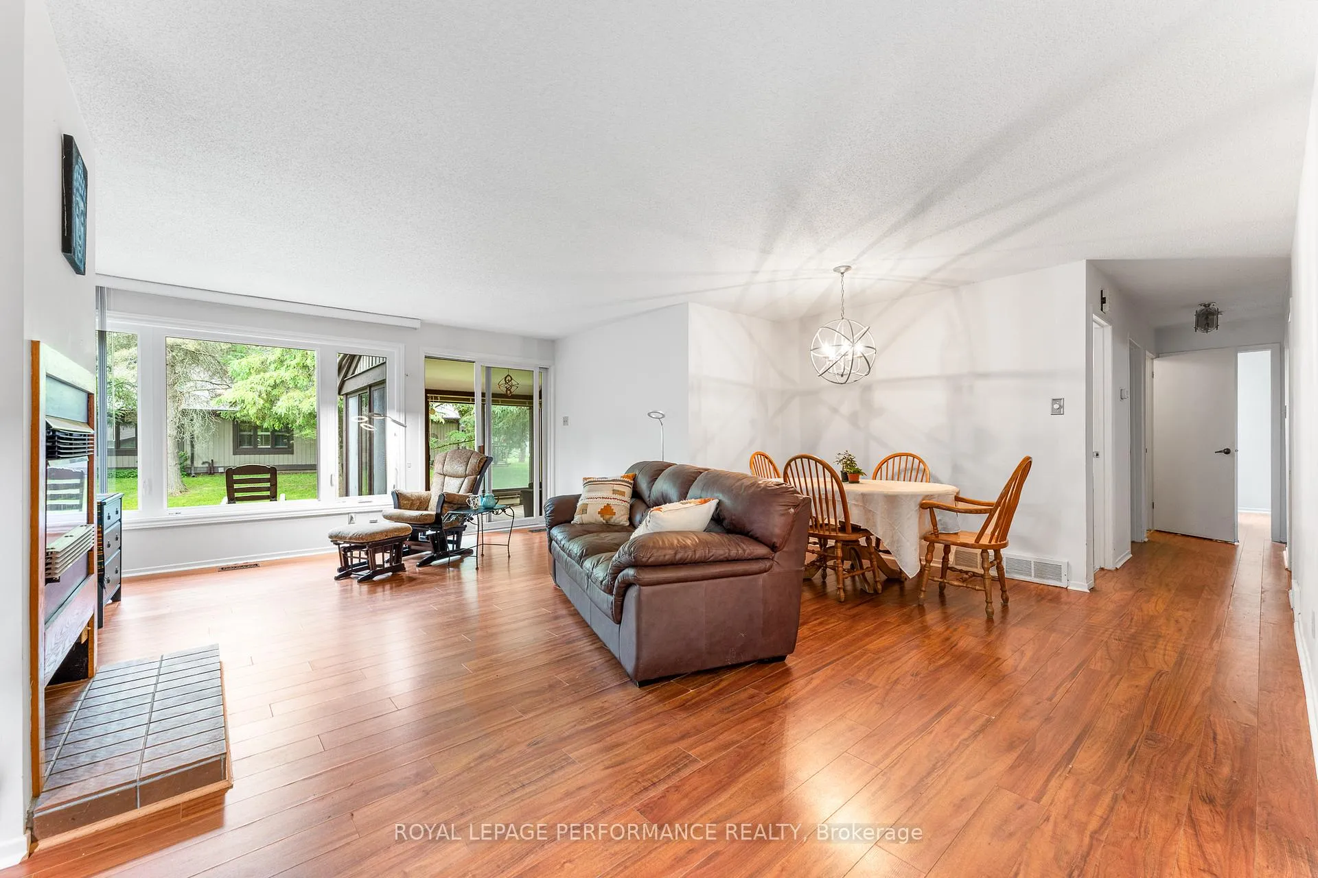 Photo 9 of 9 Plainfield Court, Ottawa, Stittsville (Central) — HOMEH