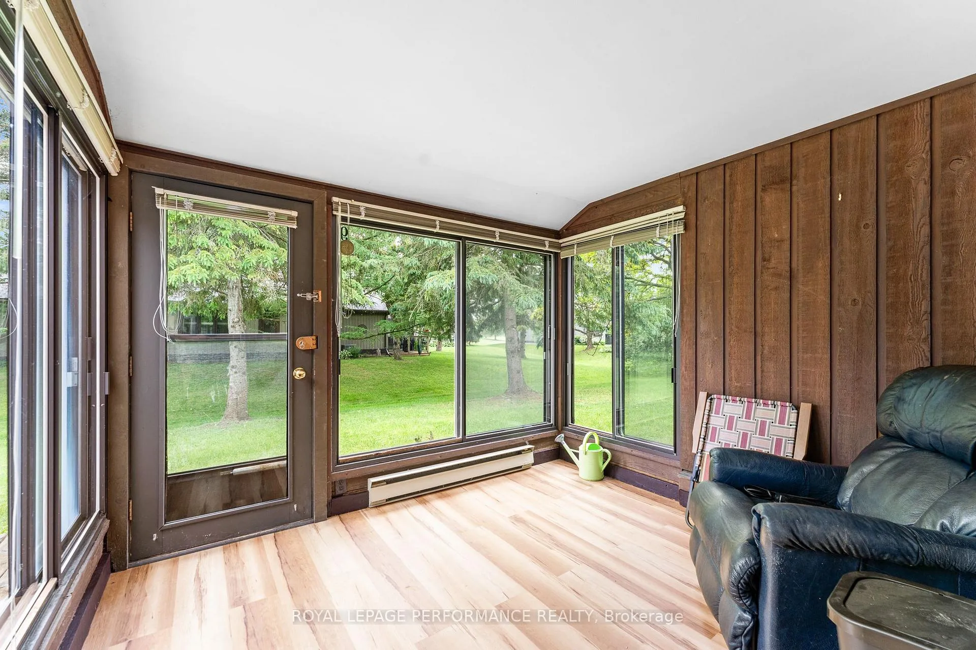 Photo 14 of 9 Plainfield Court, Ottawa, Stittsville (Central) — HOMEH