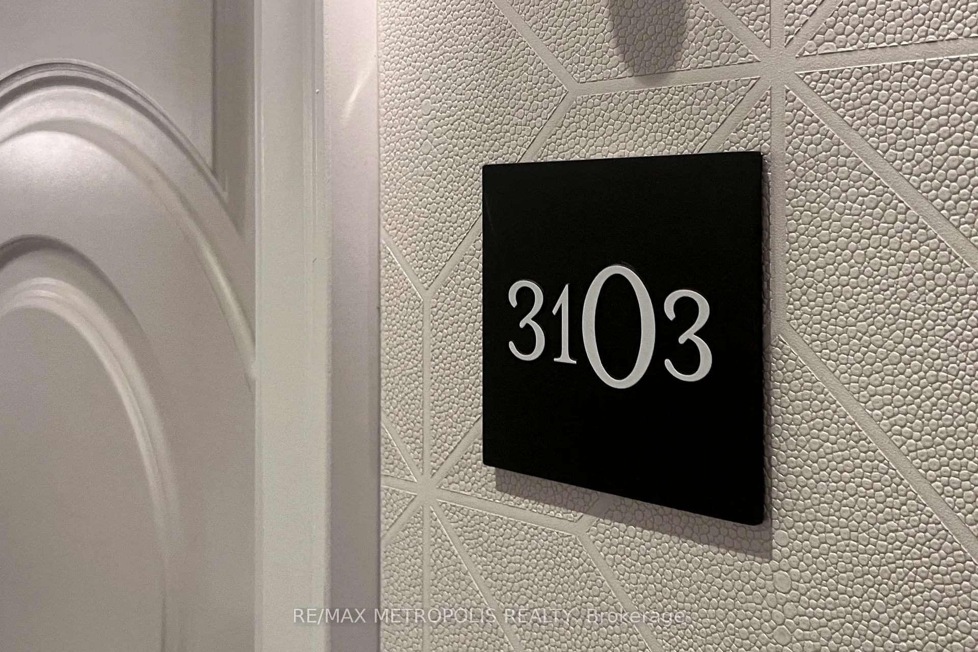 Photo 23 of Unit 3103, 88 Blue Jays Way, Toronto, Waterfront Communities — HOMEH