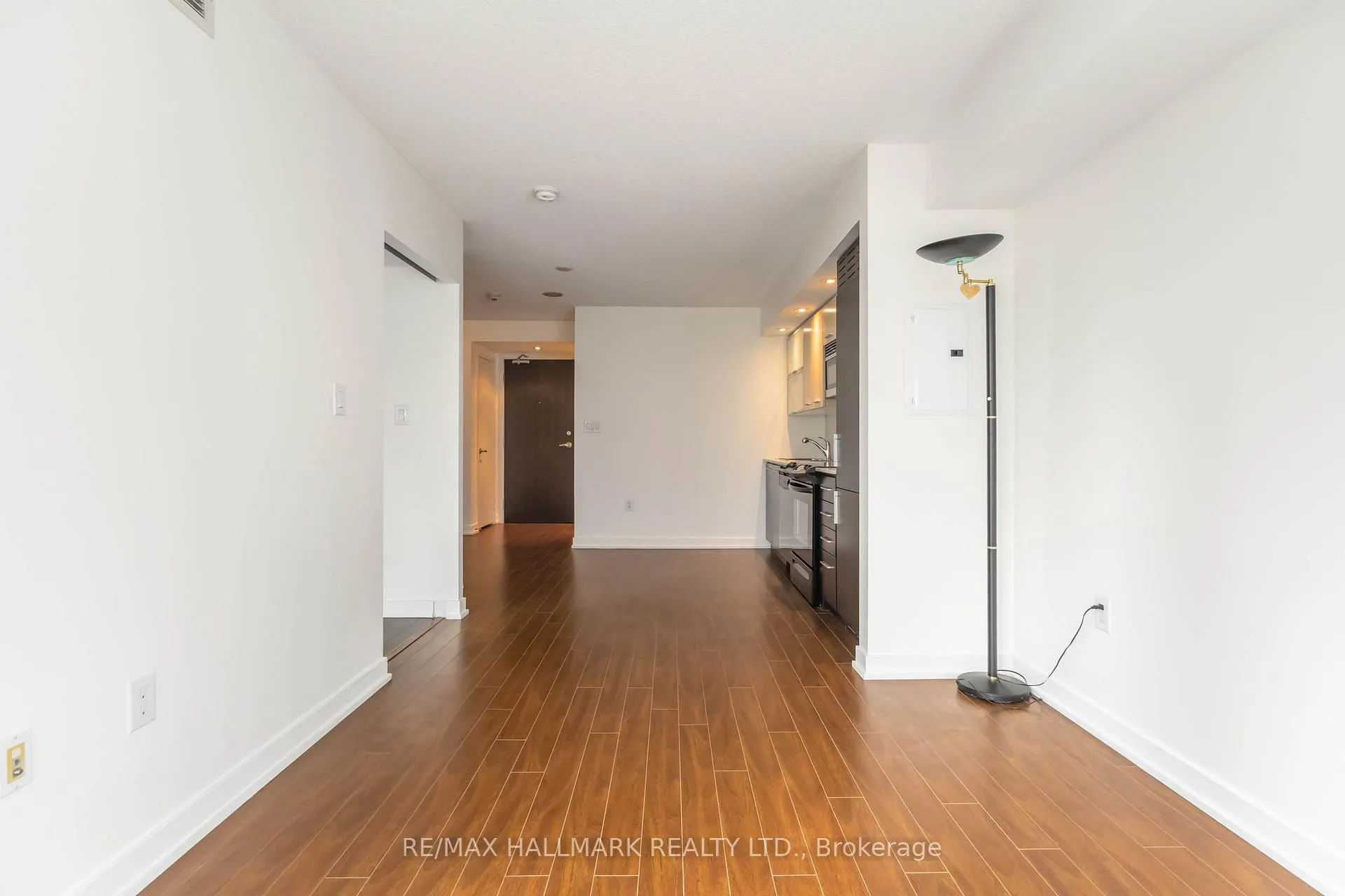 Photo 16 of Unit 611, 8 Telegram Mews, Toronto, Waterfront Communities — HOMEH