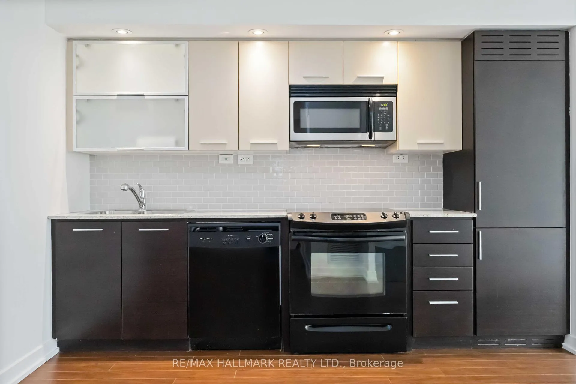 Photo 21 of Unit 611, 8 Telegram Mews, Toronto, Waterfront Communities — HOMEH