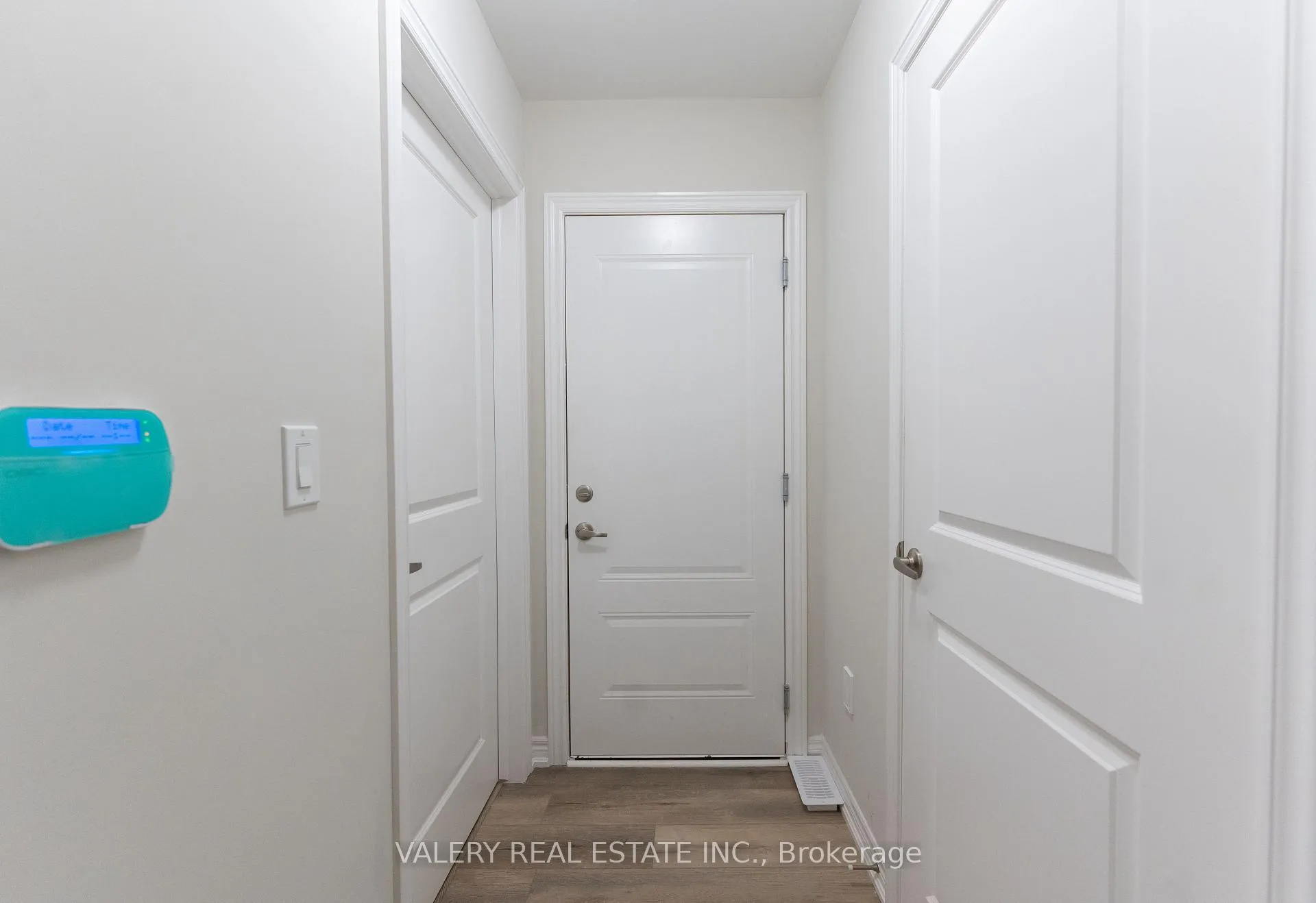 Photo 12 of Unit 44, 40 Zinfandel Drive, Hamilton, Winona — HOMEH