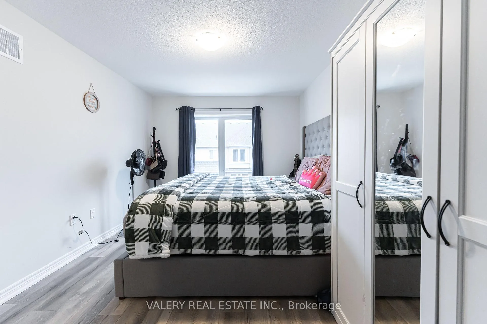 Photo 17 of Unit 44, 40 Zinfandel Drive, Hamilton, Winona — HOMEH