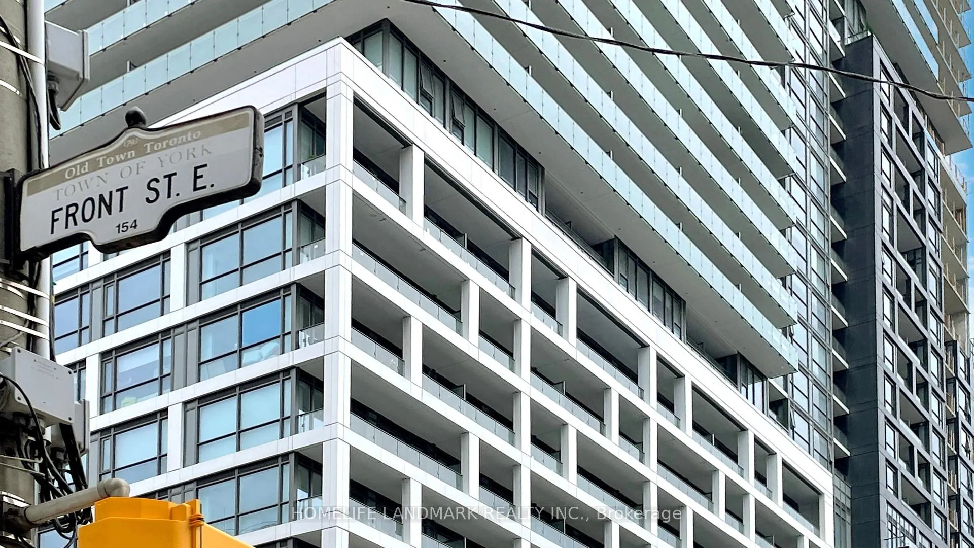 Photo 2 of Unit LPH2912, 70 princess Street, Toronto, Waterfront Communities — HOMEH