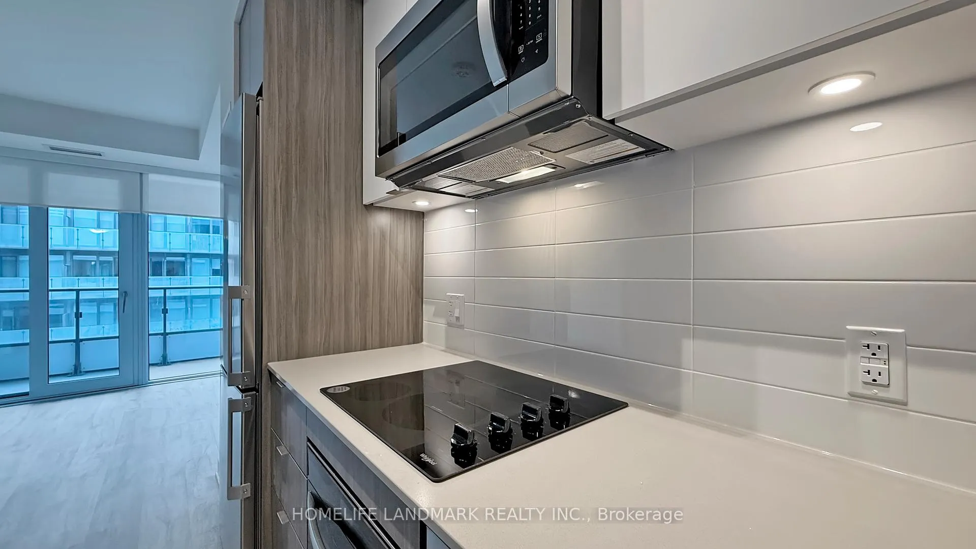Photo 7 of Unit LPH2912, 70 princess Street, Toronto, Waterfront Communities — HOMEH