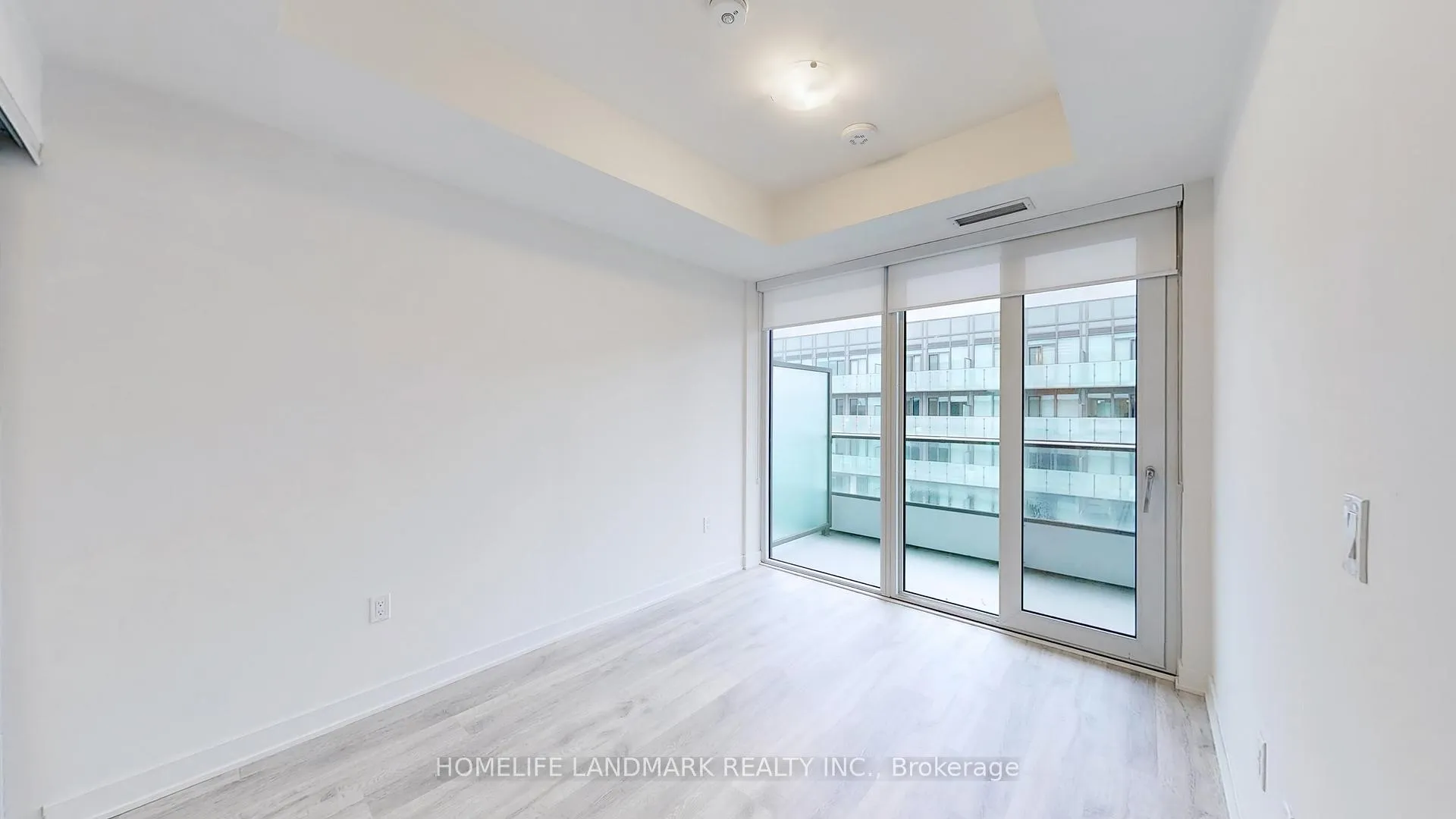 Photo 11 of Unit LPH2912, 70 princess Street, Toronto, Waterfront Communities — HOMEH
