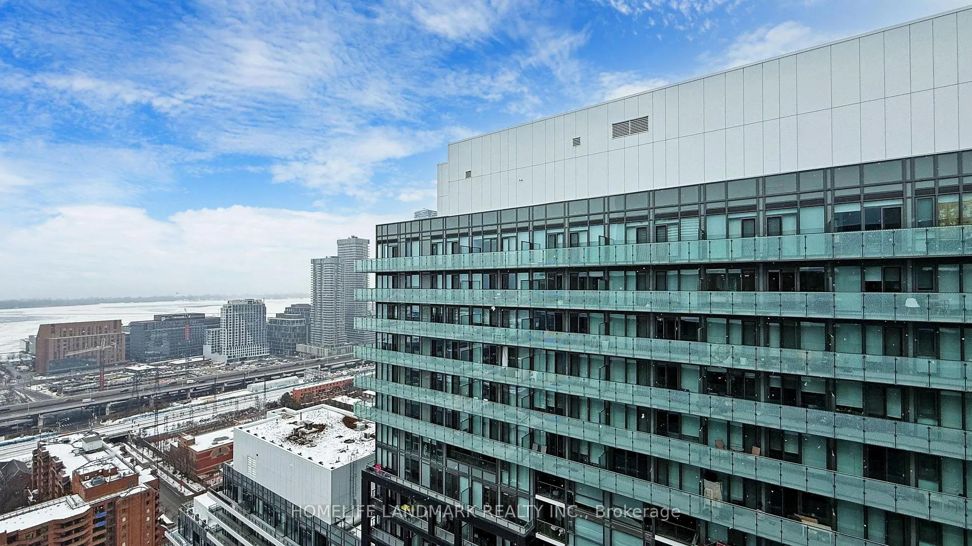Photo 19 of Unit LPH2912, 70 princess Street, Toronto, Waterfront Communities — HOMEH