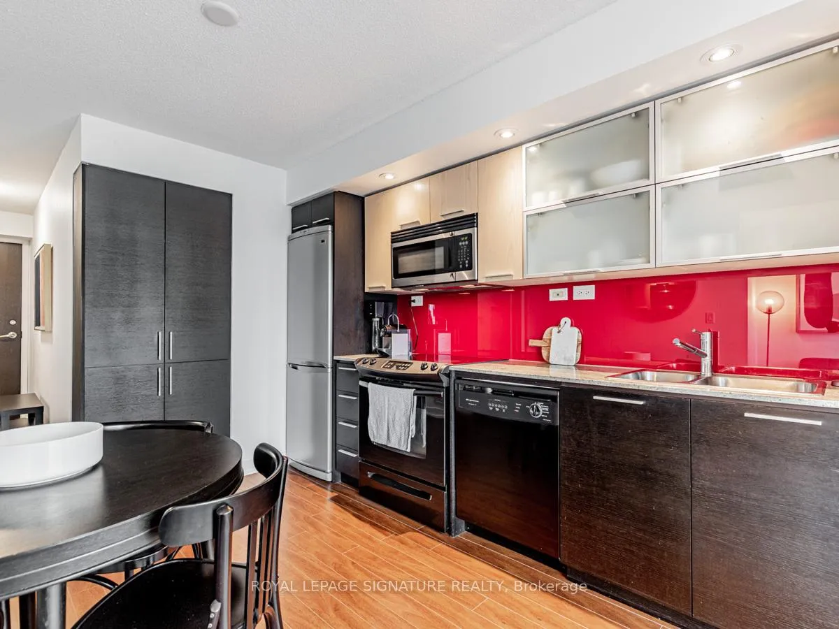 Photo 6 of Unit 2702, 25 Capreol Court, Toronto, Waterfront Communities — HOMEH