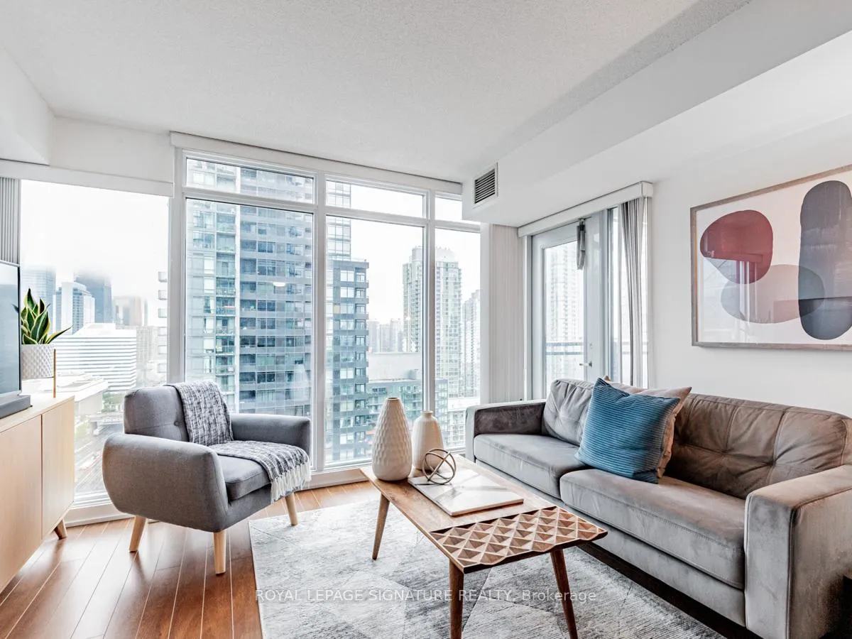 Photo 8 of Unit 2702, 25 Capreol Court, Toronto, Waterfront Communities — HOMEH