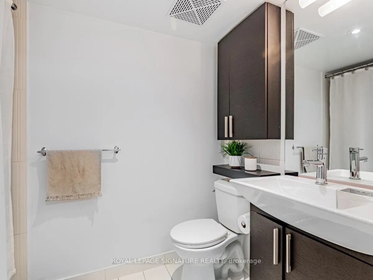 Photo 17 of Unit 2702, 25 Capreol Court, Toronto, Waterfront Communities — HOMEH