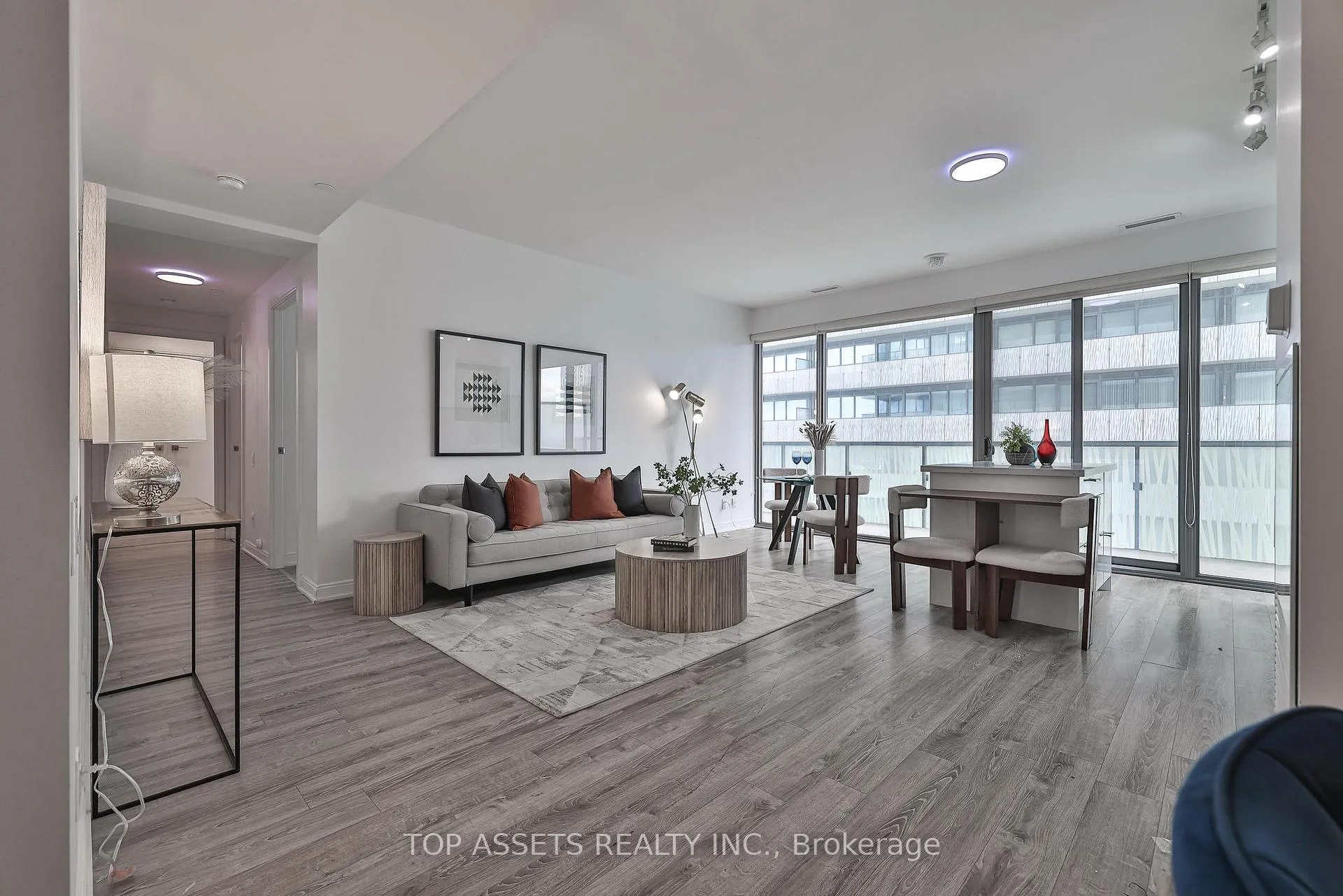 Photo 6 of Unit 3707, 50 Charles Street E, Toronto, Church-Yonge Corridor — HOMEH