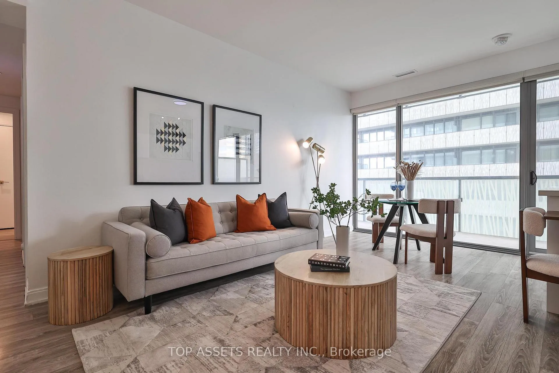 Photo 8 of Unit 3707, 50 Charles Street E, Toronto, Church-Yonge Corridor — HOMEH