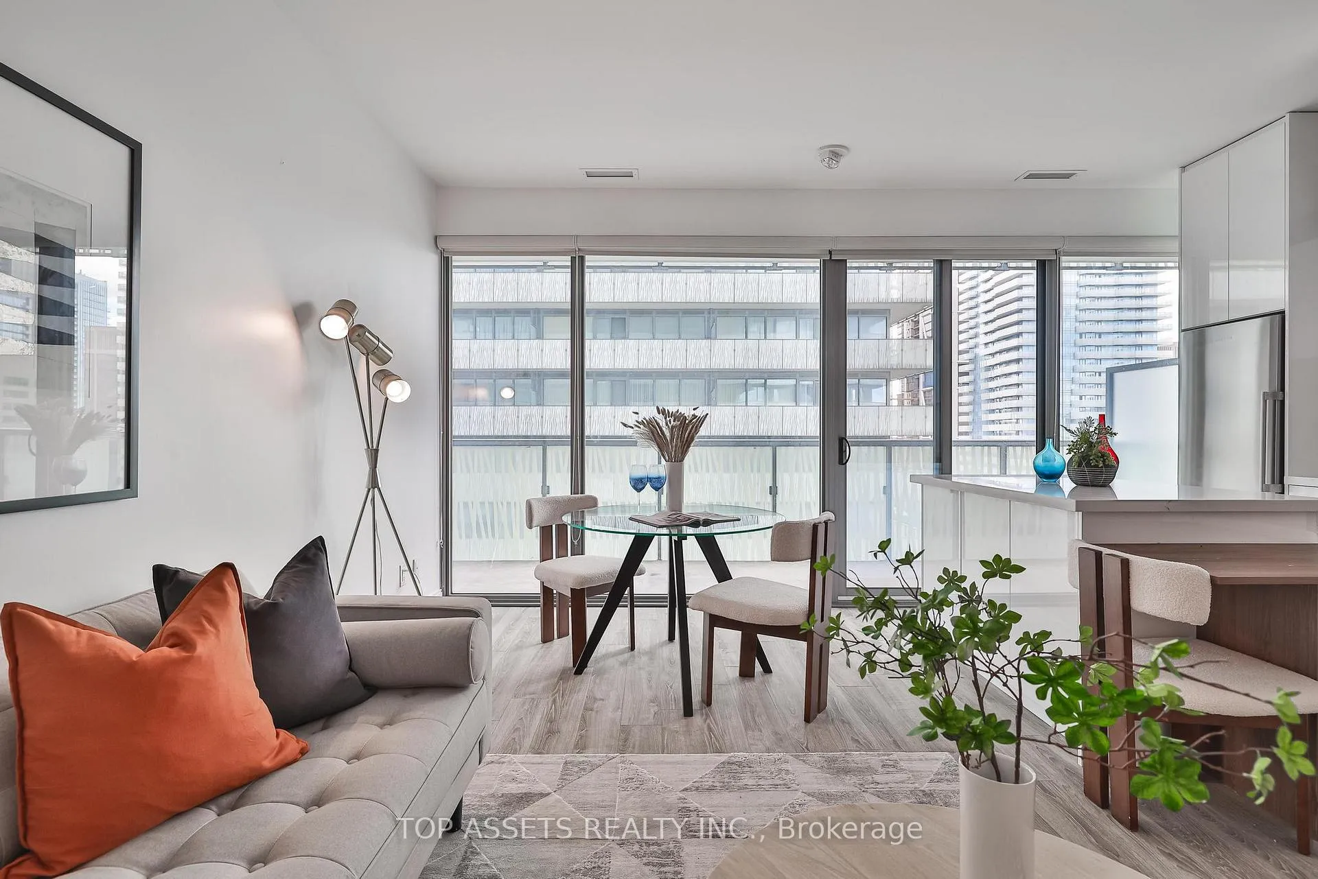 Photo 11 of Unit 3707, 50 Charles Street E, Toronto, Church-Yonge Corridor — HOMEH