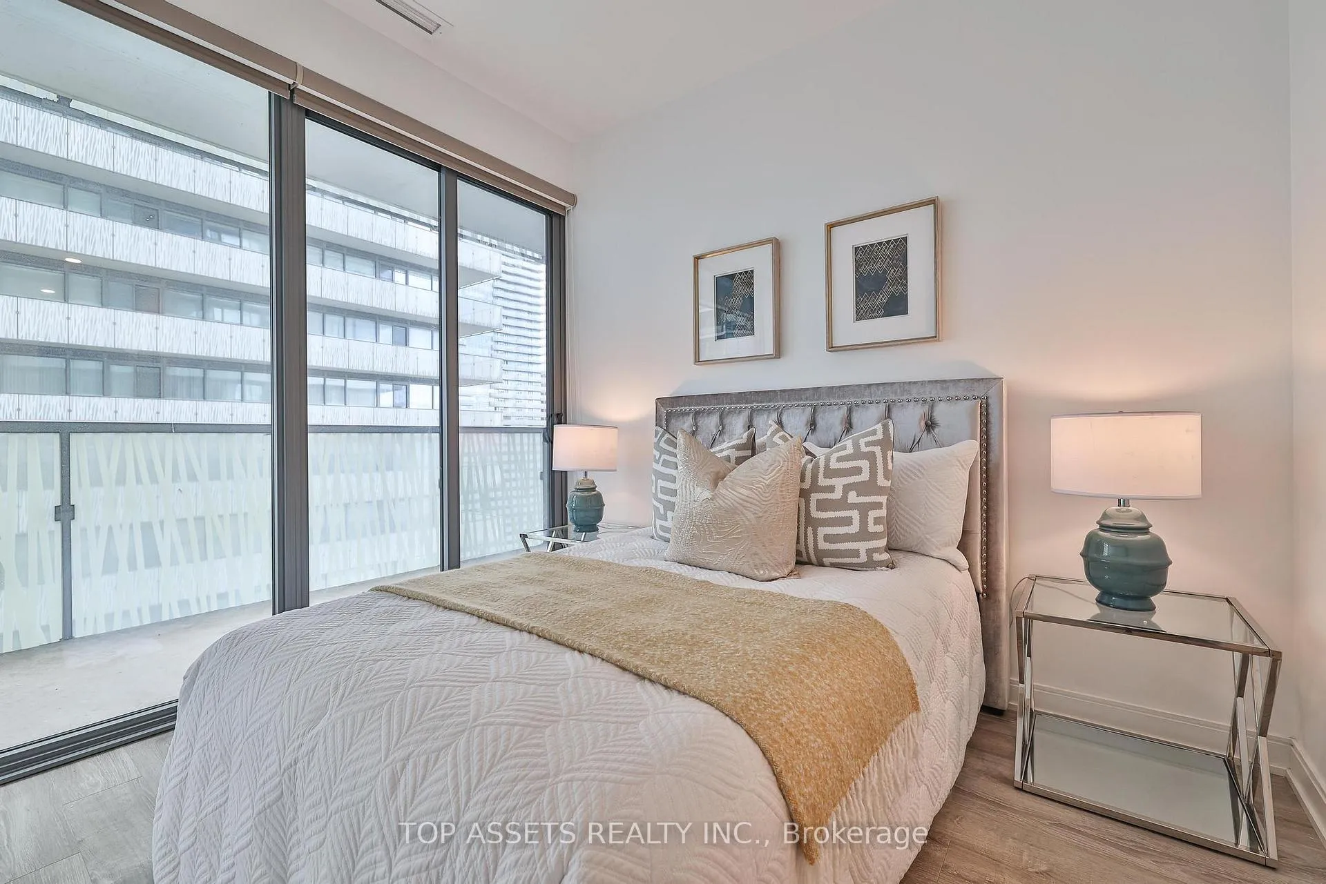 Photo 26 of Unit 3707, 50 Charles Street E, Toronto, Church-Yonge Corridor — HOMEH