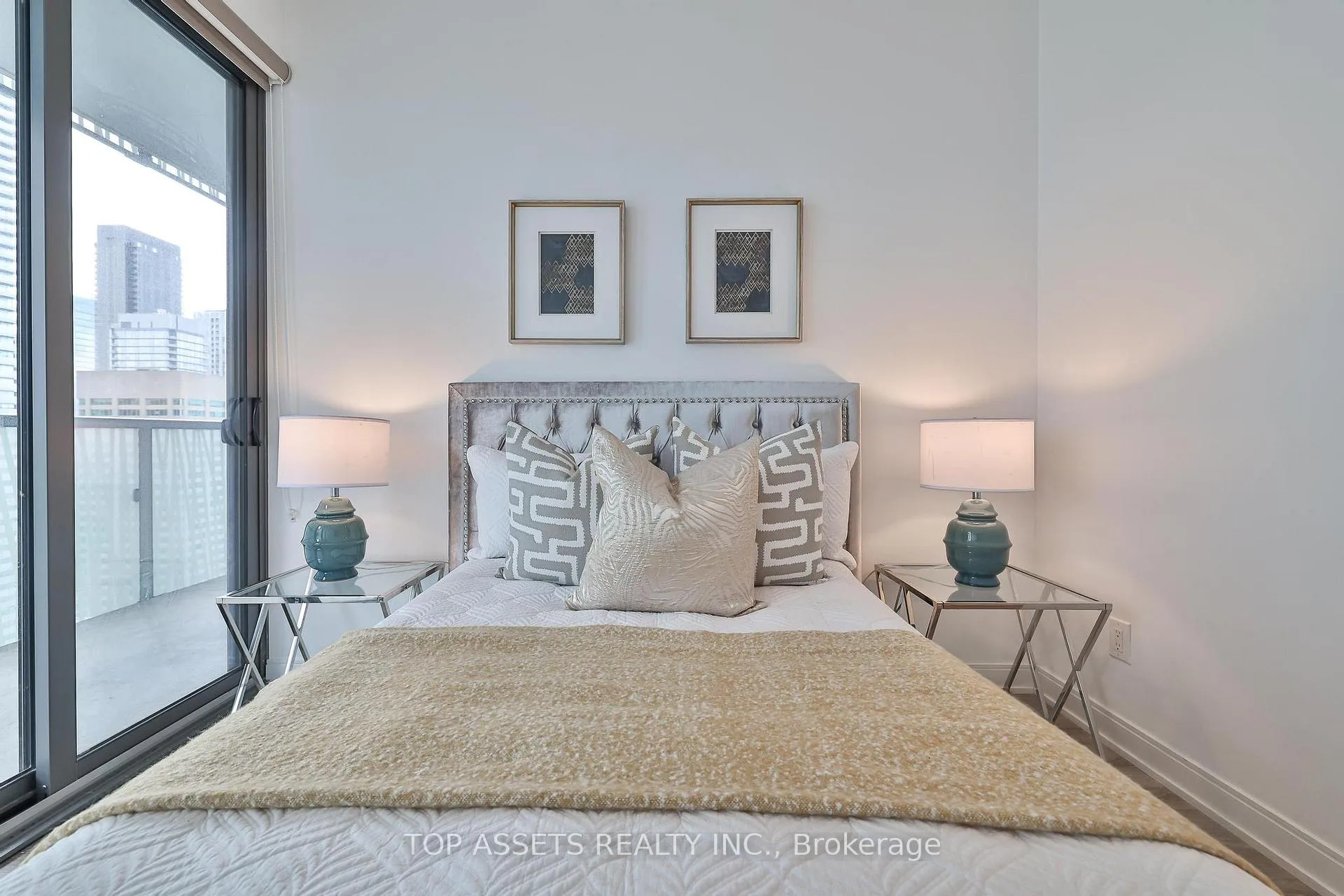 Photo 27 of Unit 3707, 50 Charles Street E, Toronto, Church-Yonge Corridor — HOMEH