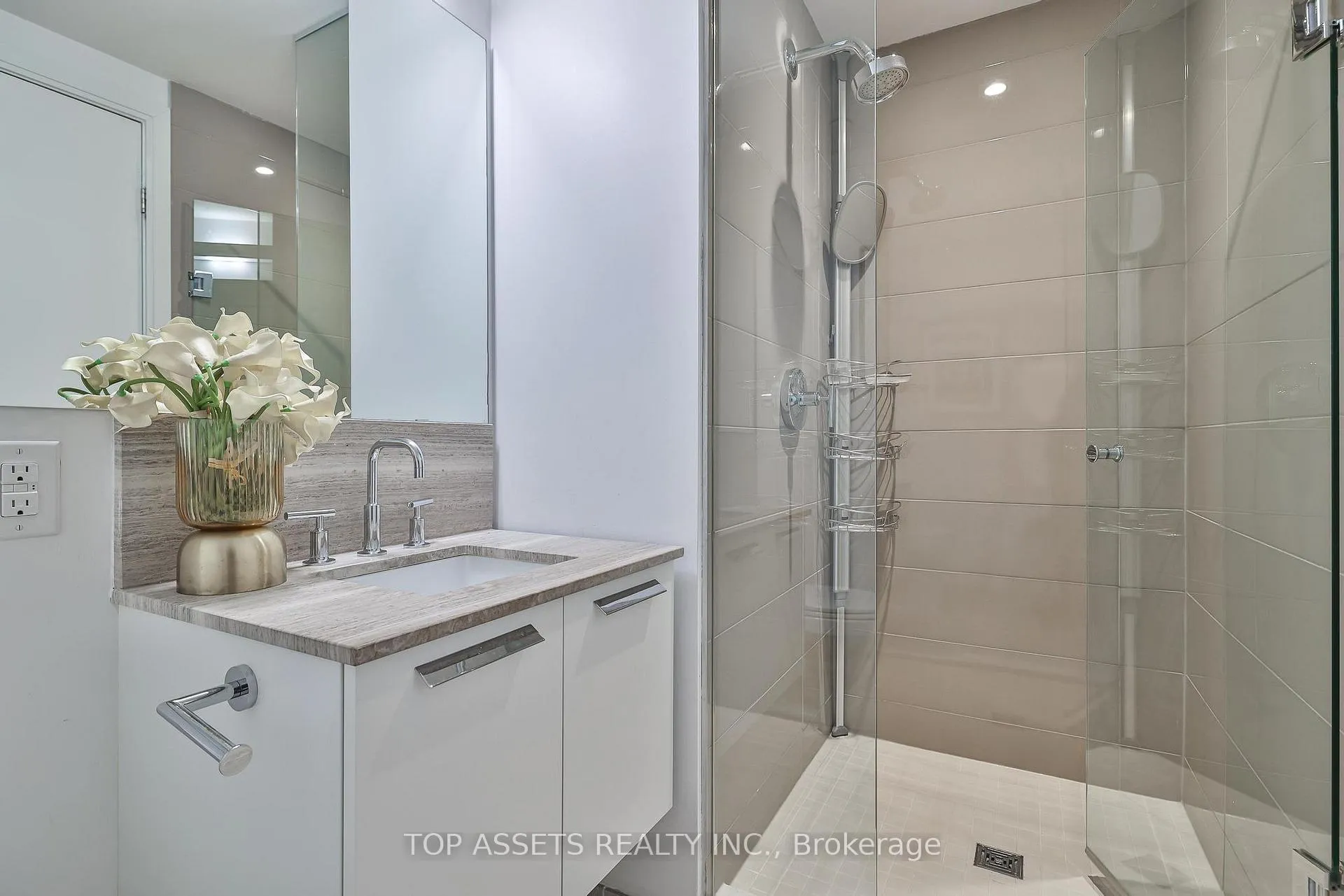 Photo 33 of Unit 3707, 50 Charles Street E, Toronto, Church-Yonge Corridor — HOMEH