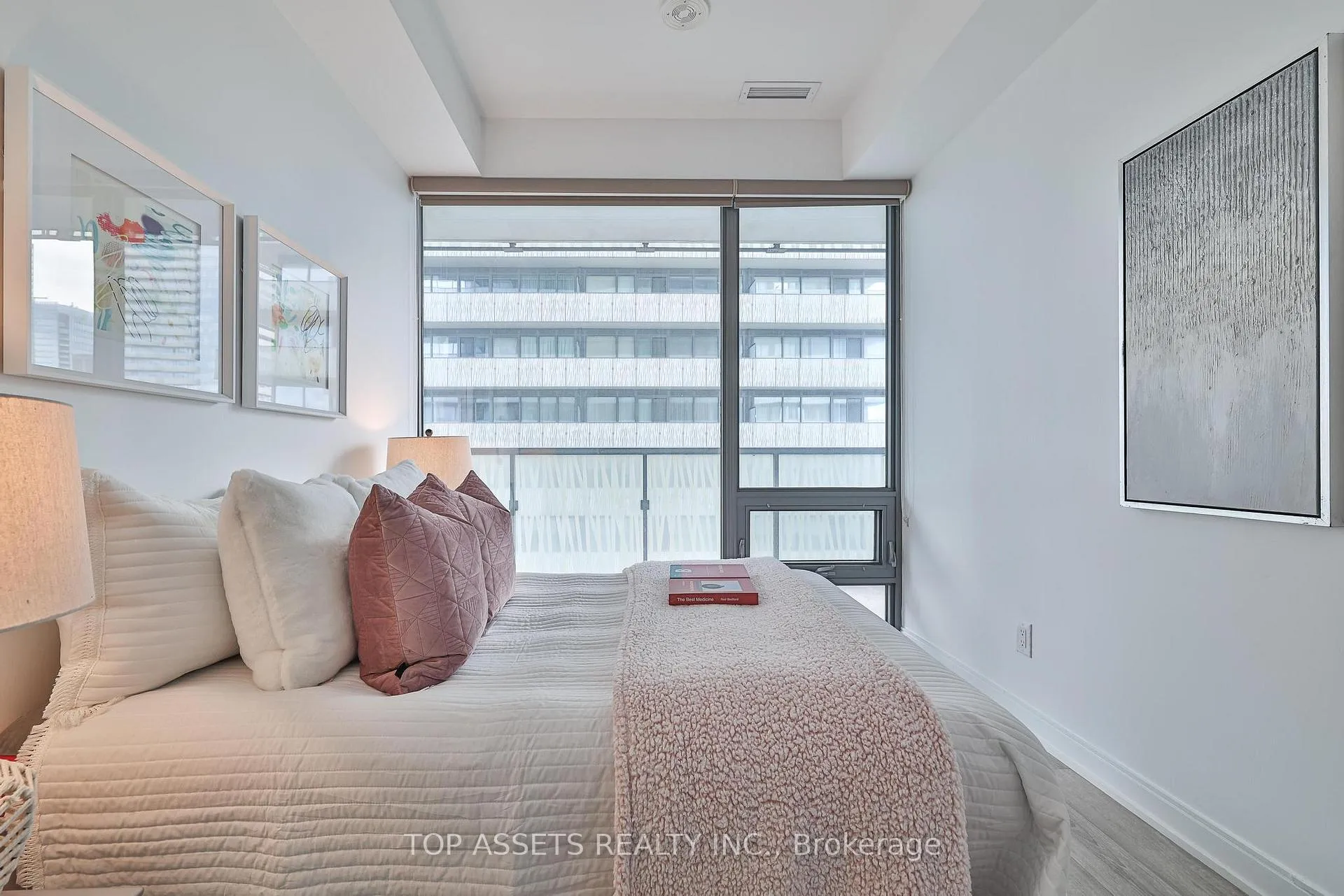 Photo 36 of Unit 3707, 50 Charles Street E, Toronto, Church-Yonge Corridor — HOMEH