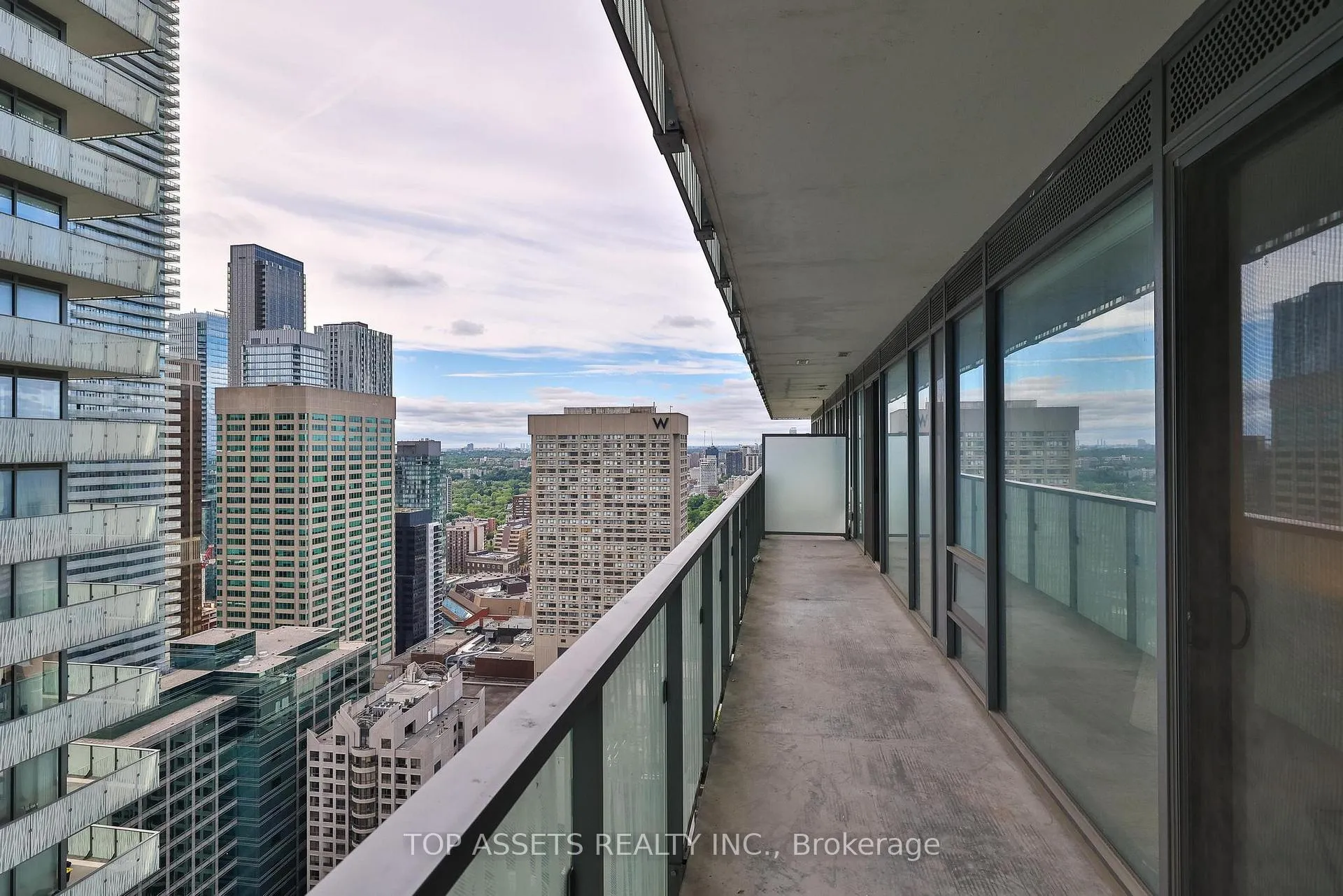 Photo 41 of Unit 3707, 50 Charles Street E, Toronto, Church-Yonge Corridor — HOMEH