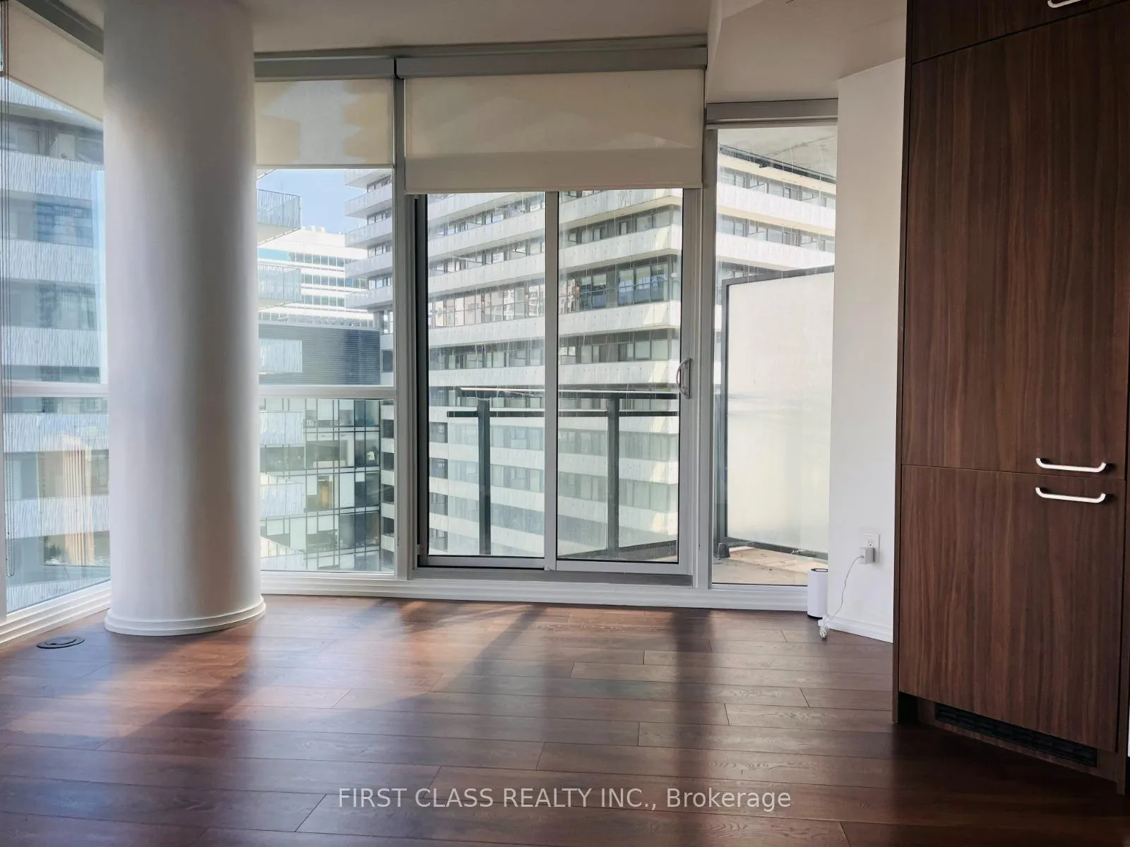 Photo 4 of Unit 1207, 45 Charles Street E, Toronto, Church-Yonge Corridor — HOMEH